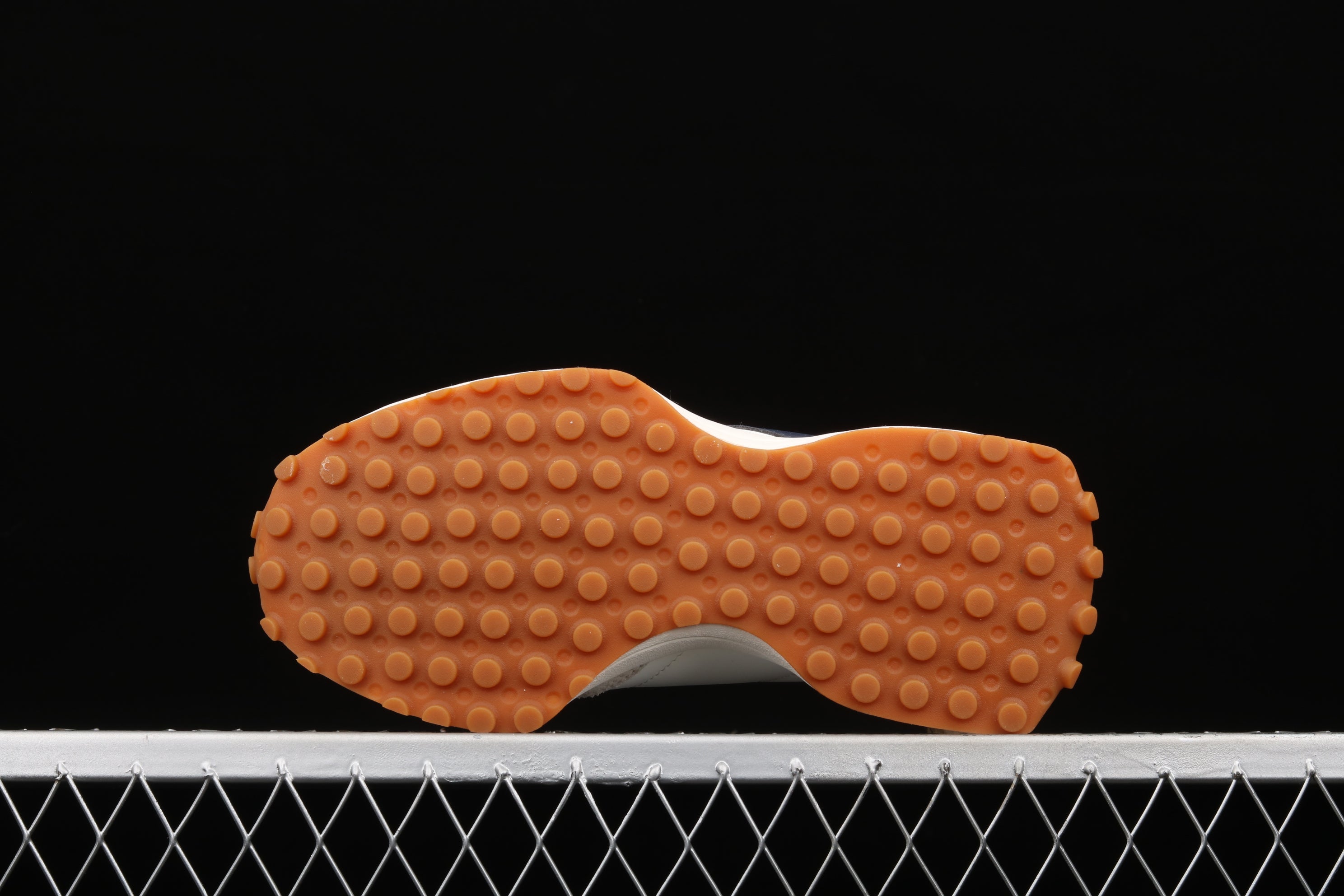 New Balance 327 - White