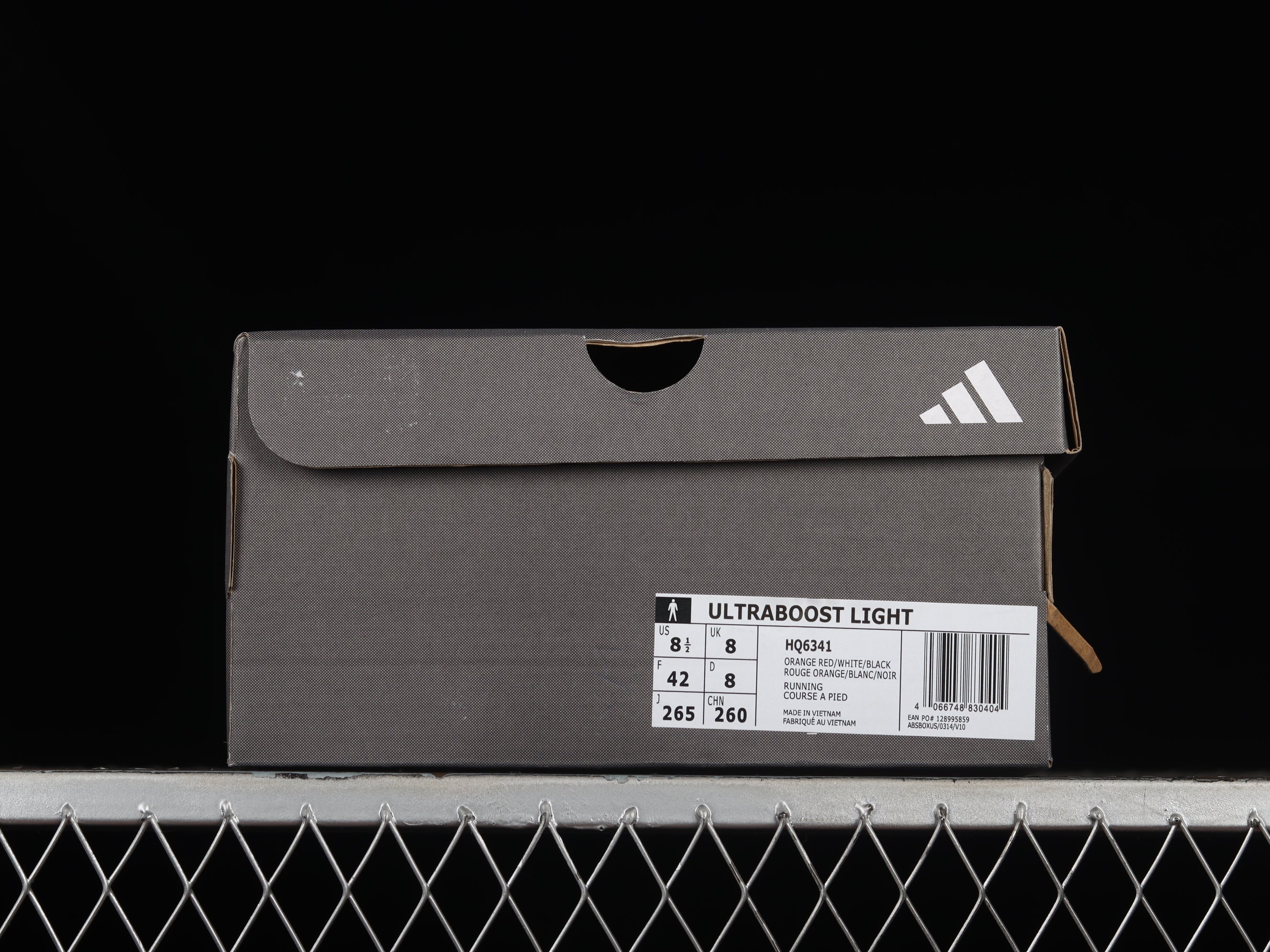 adidasMens UltraBoost 23 - Light Solred