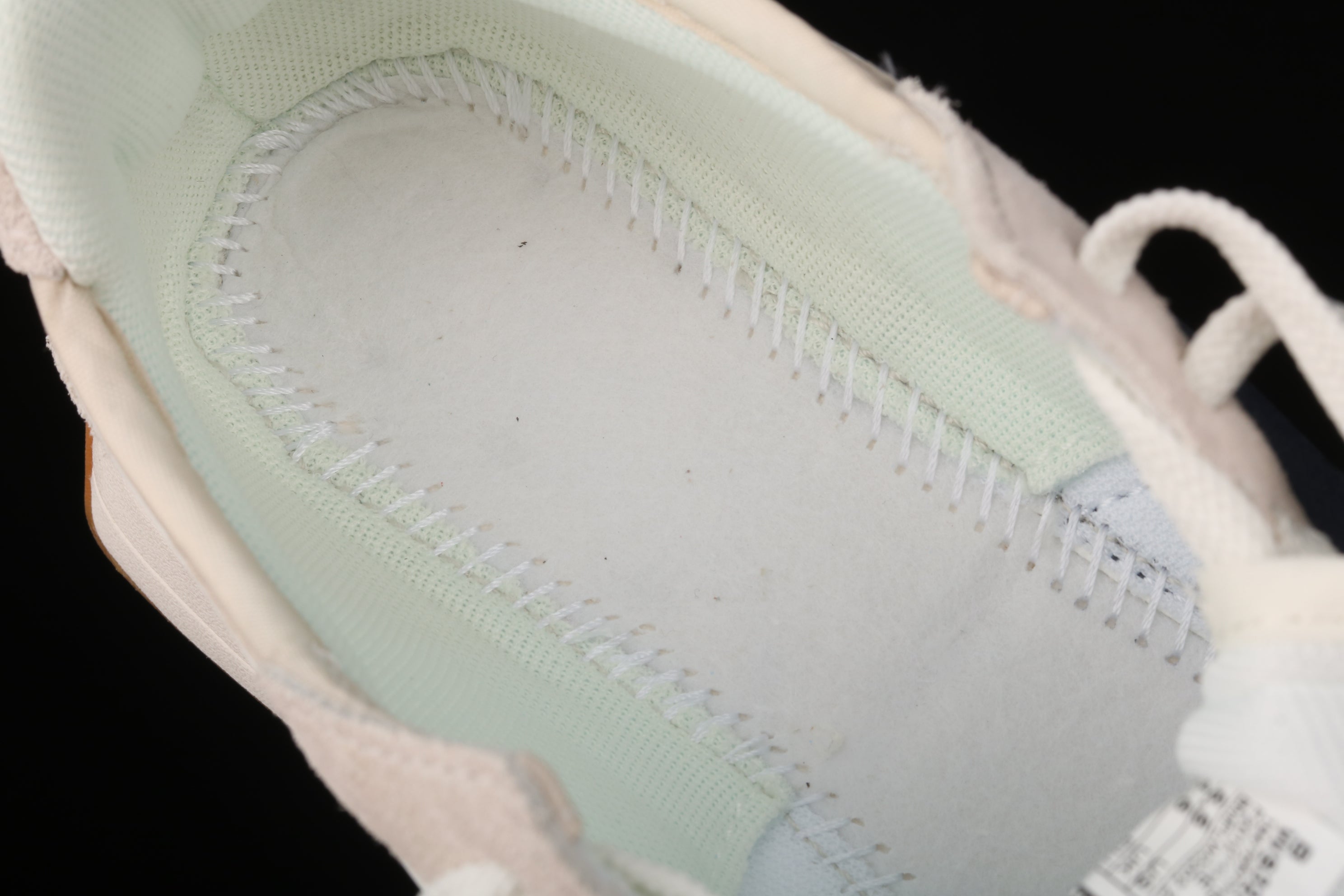 New Balance 327 - White