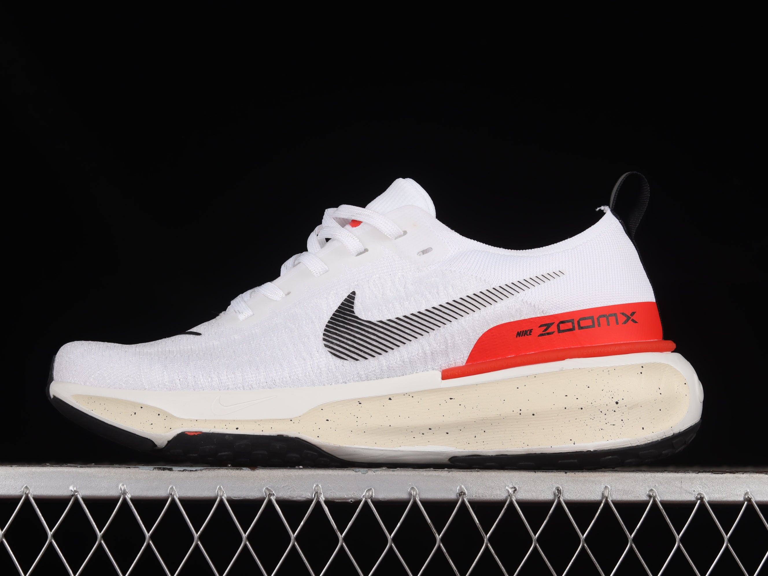 NikeUnisex Zoom x Invincible Run Flyknit 3 - White