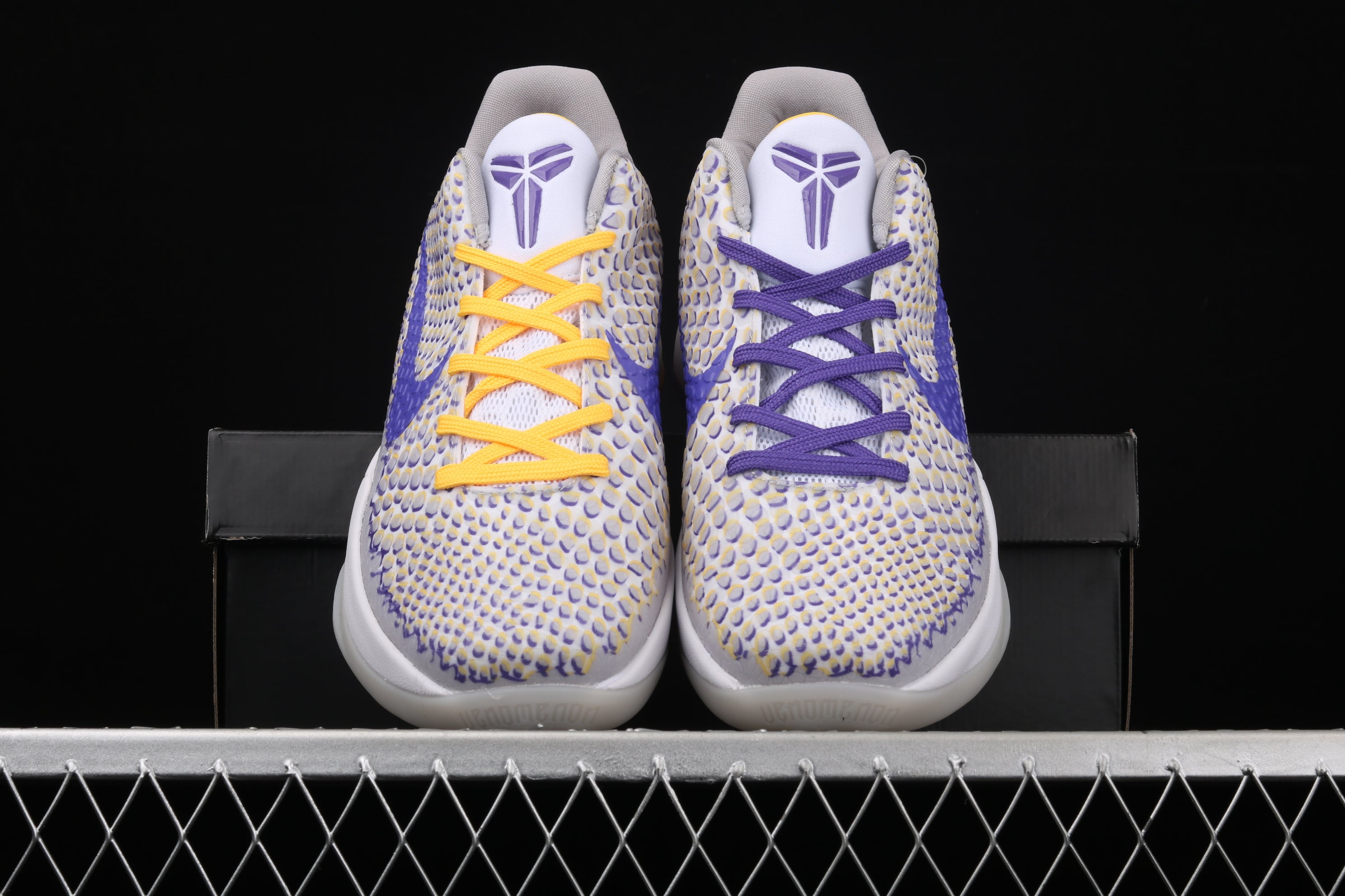 NikeMens Zoom Kobe 7 - Lakers