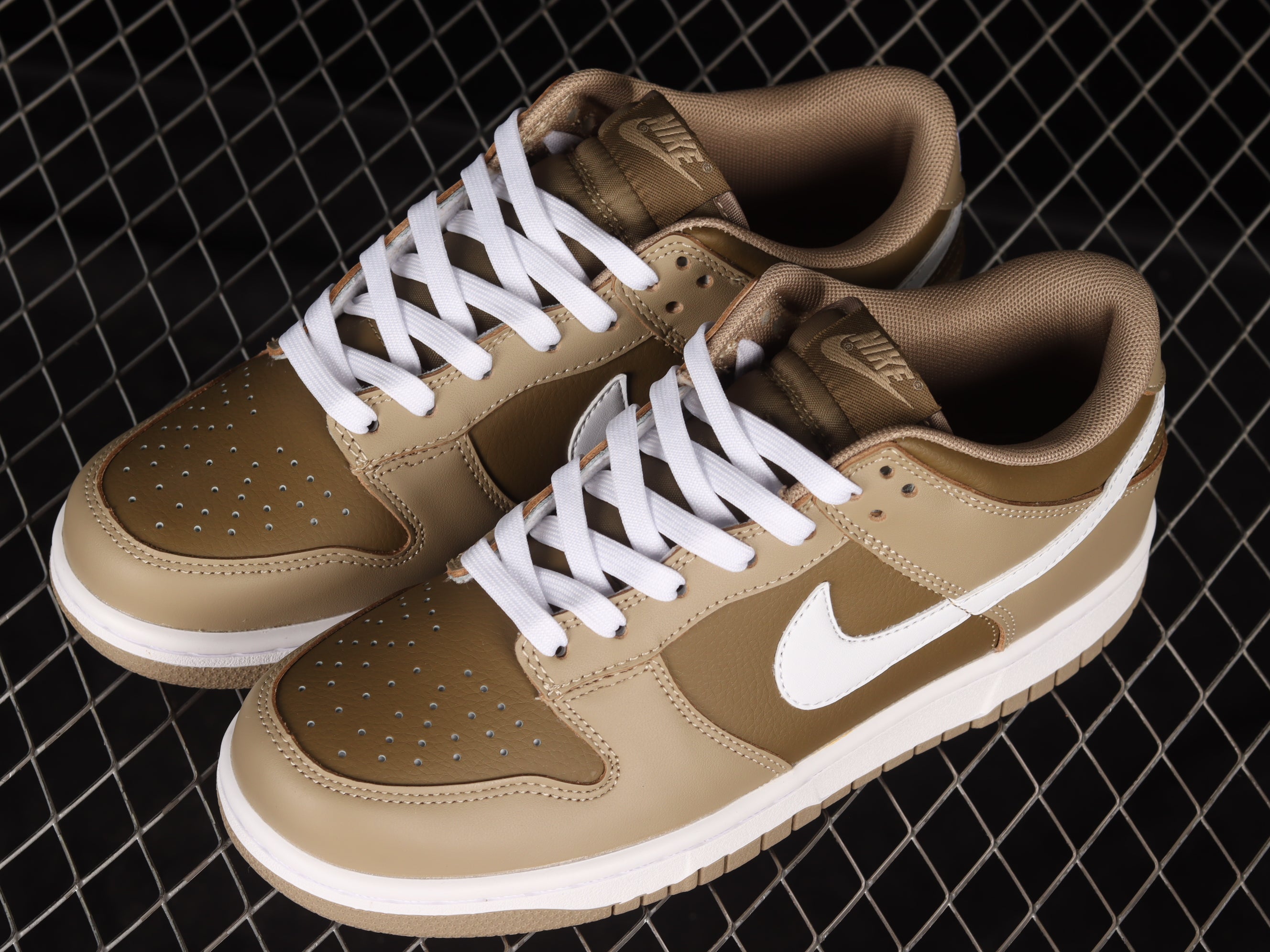 NikeMens Dunk Low - Judge Grey