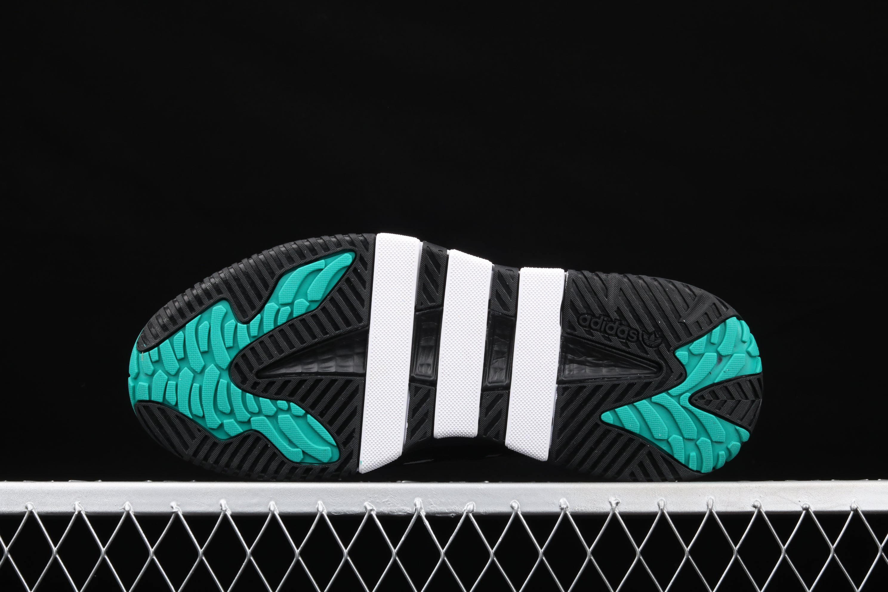 adidasUnisex Niteball Black Sub - Green