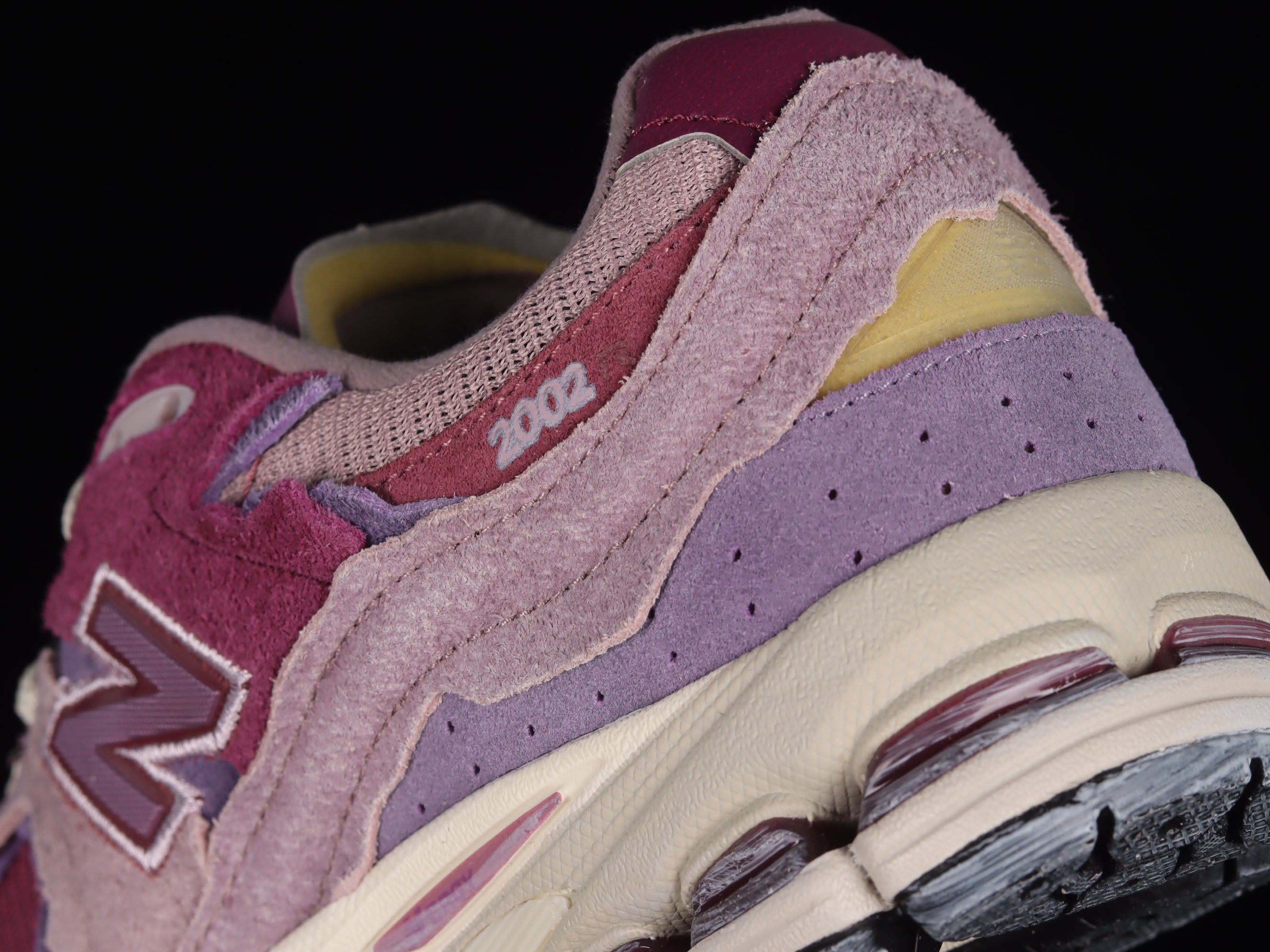 New Balance 2002R Protection Pack - Pink