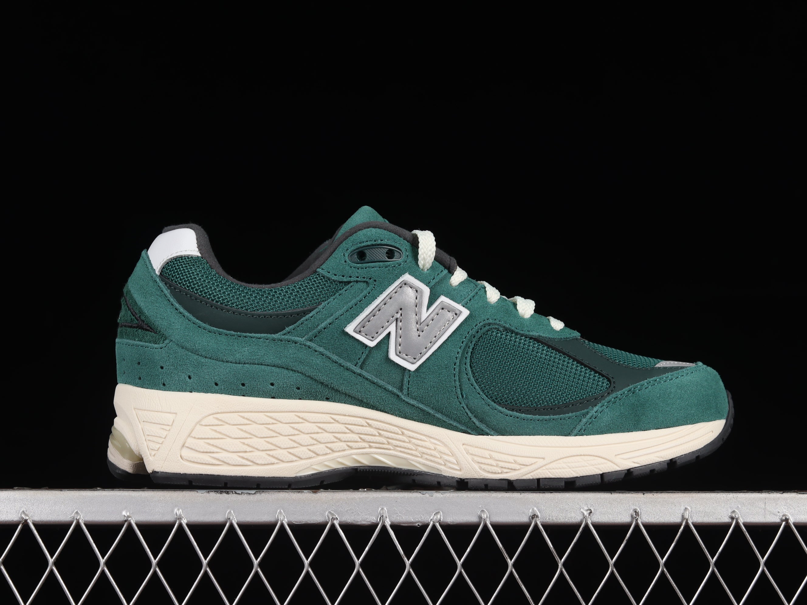 New Balance 2002R - Forest Green