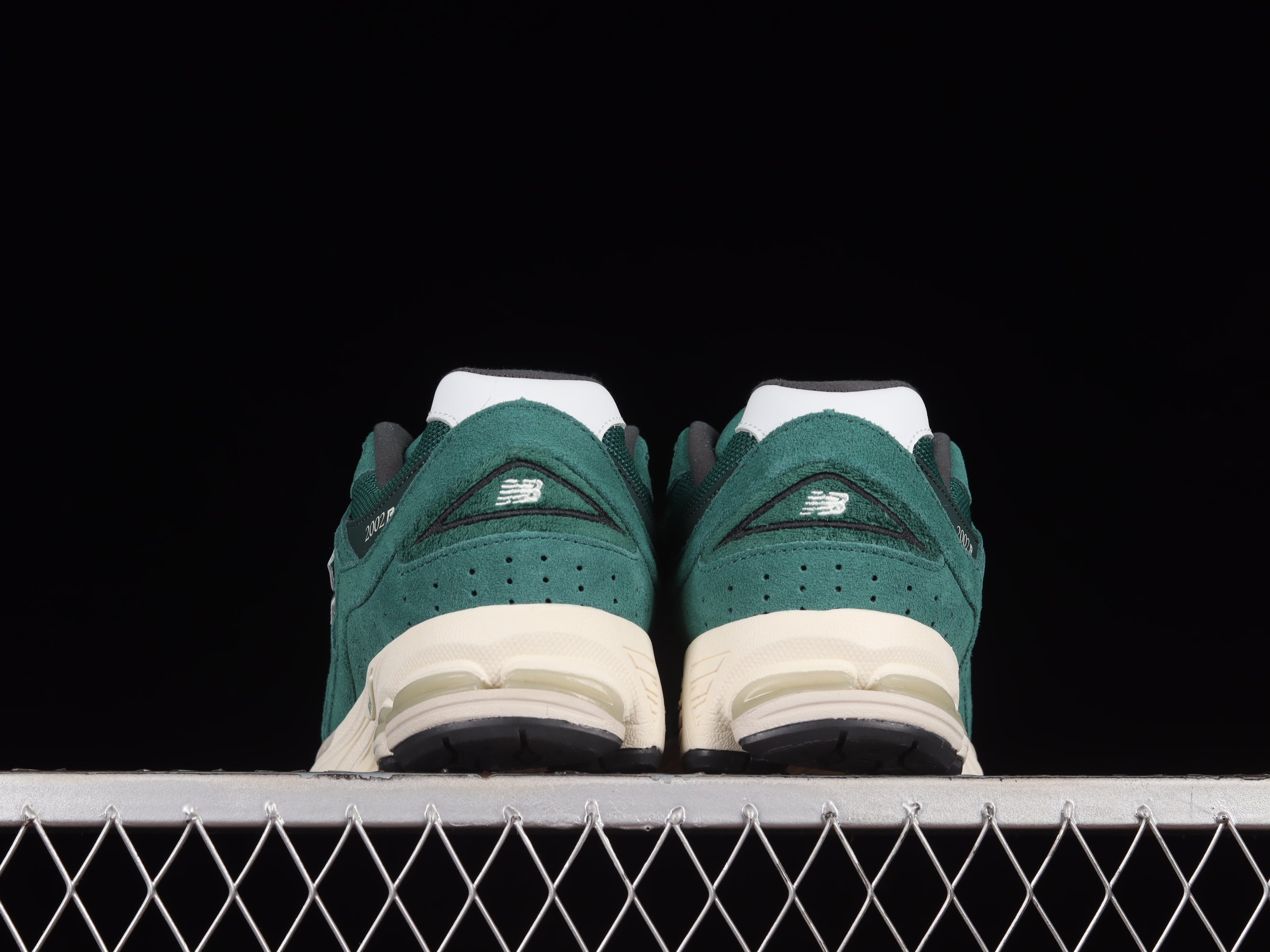 New Balance 2002R - Forest Green