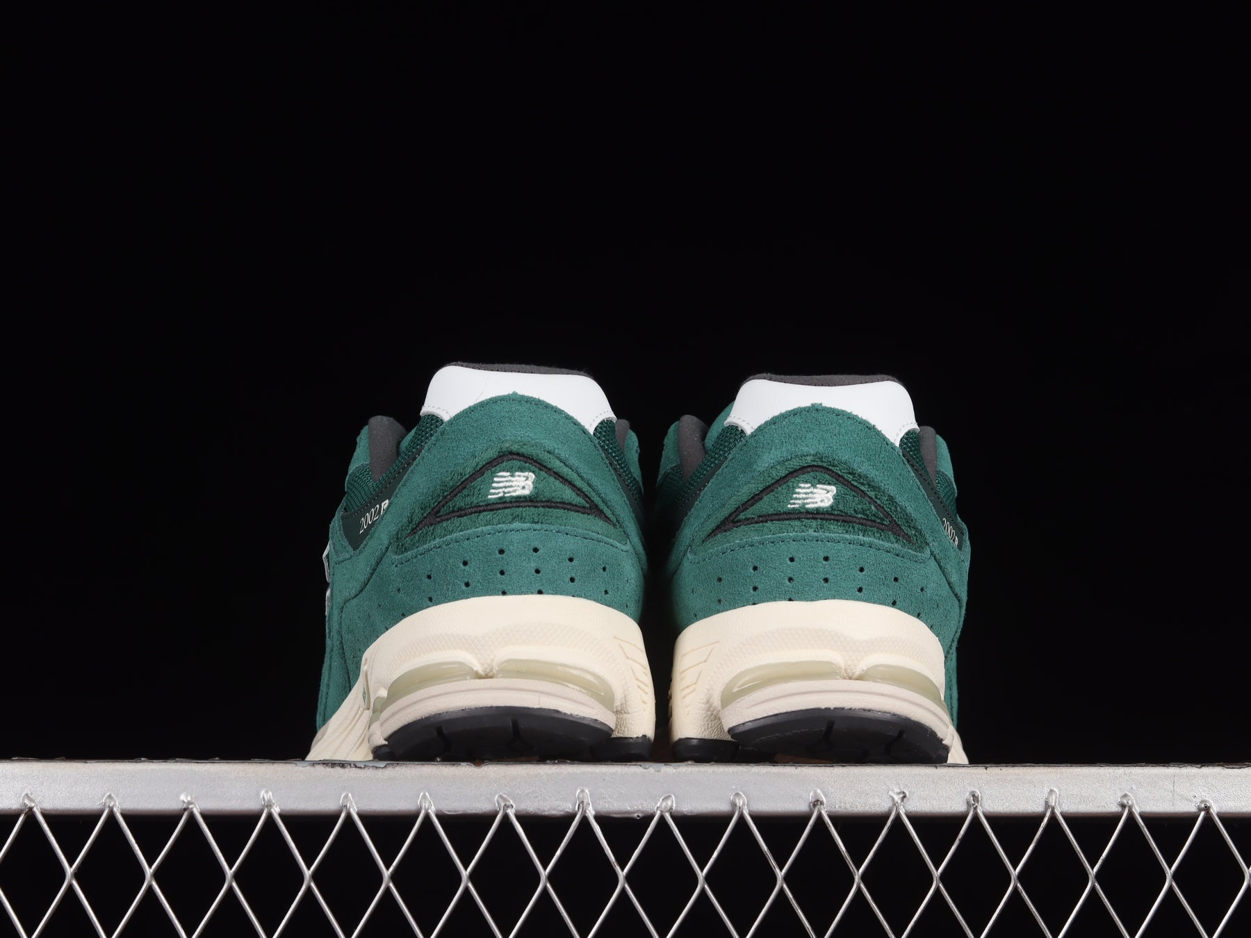 New Balance 2002R - Forest Green