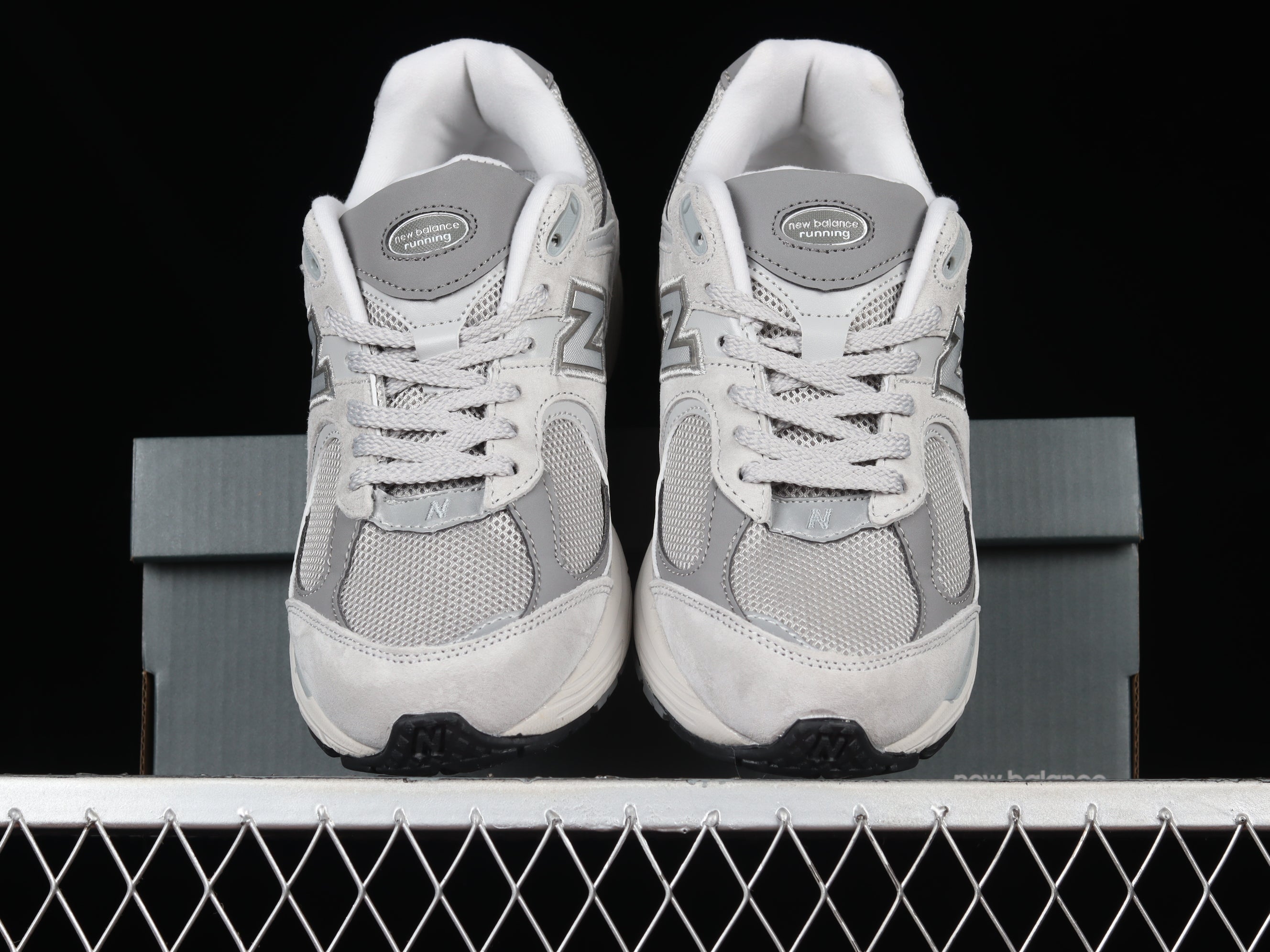 New Balance 2002R - Grey
