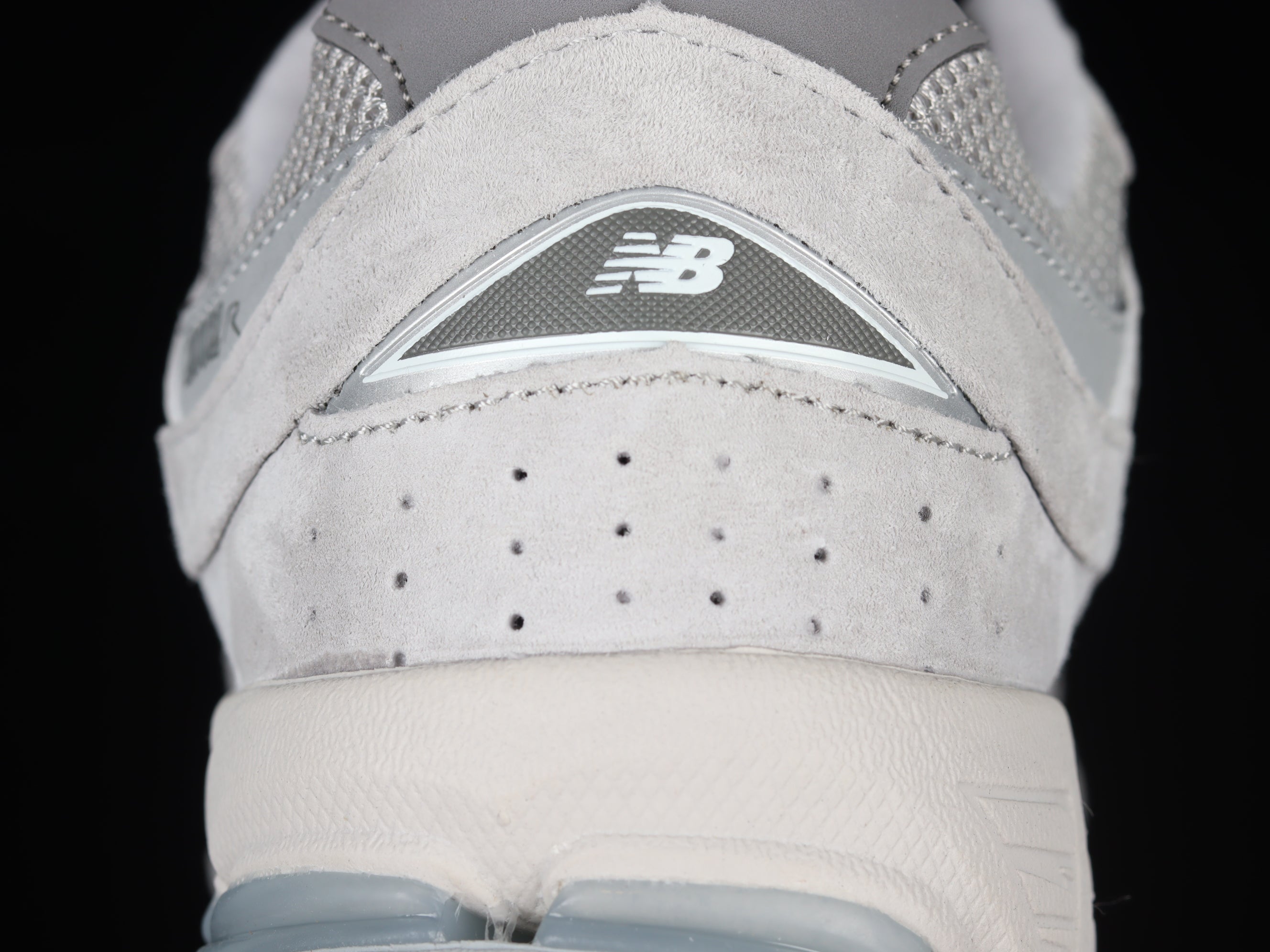 New Balance 2002R - Grey