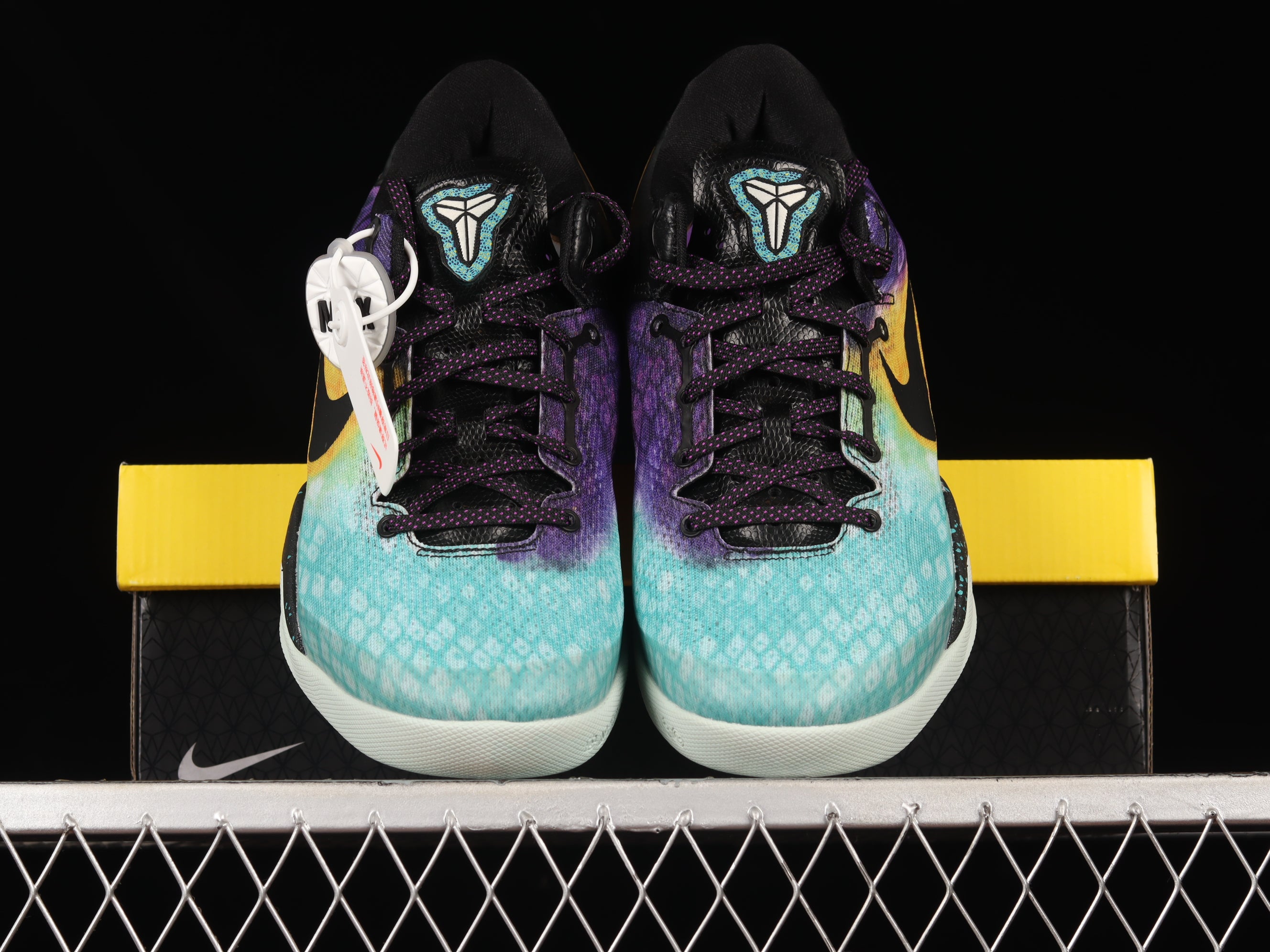 NikeMens Kobe 8 - Easter