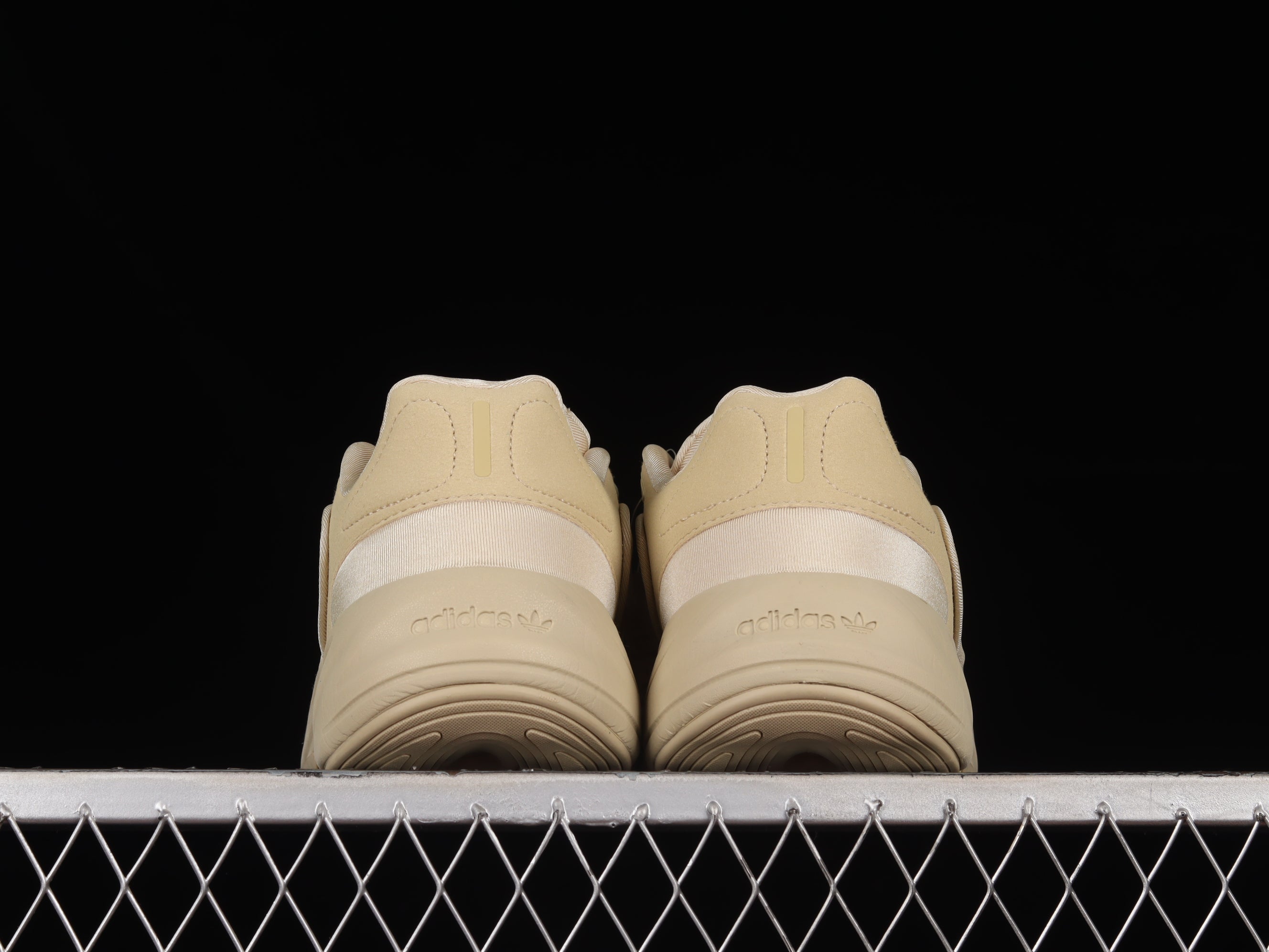 adidasMens Ozelia - Beige
