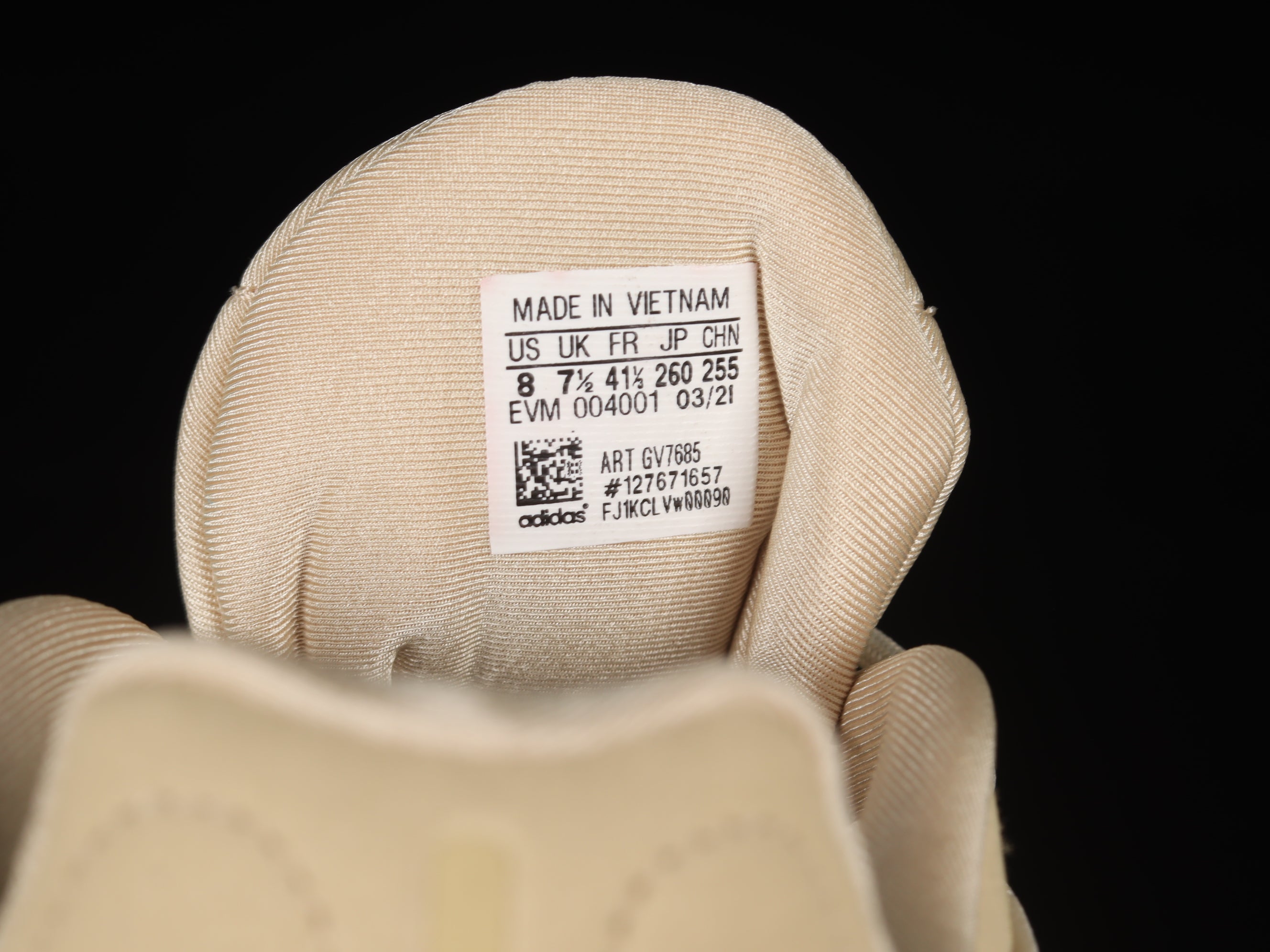 adidasMens Ozelia - Beige