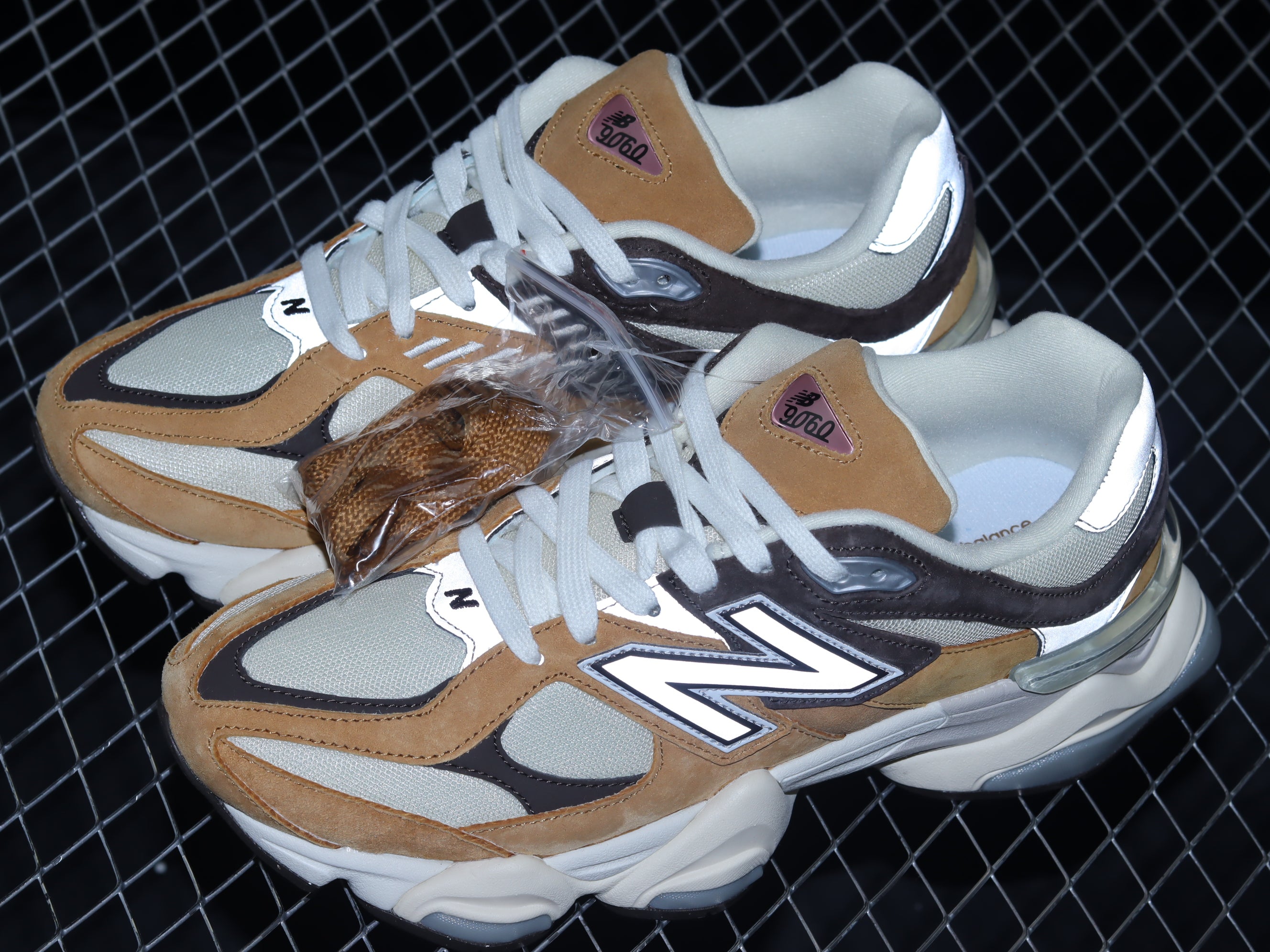 New Balance 9060 - Workwear reflective