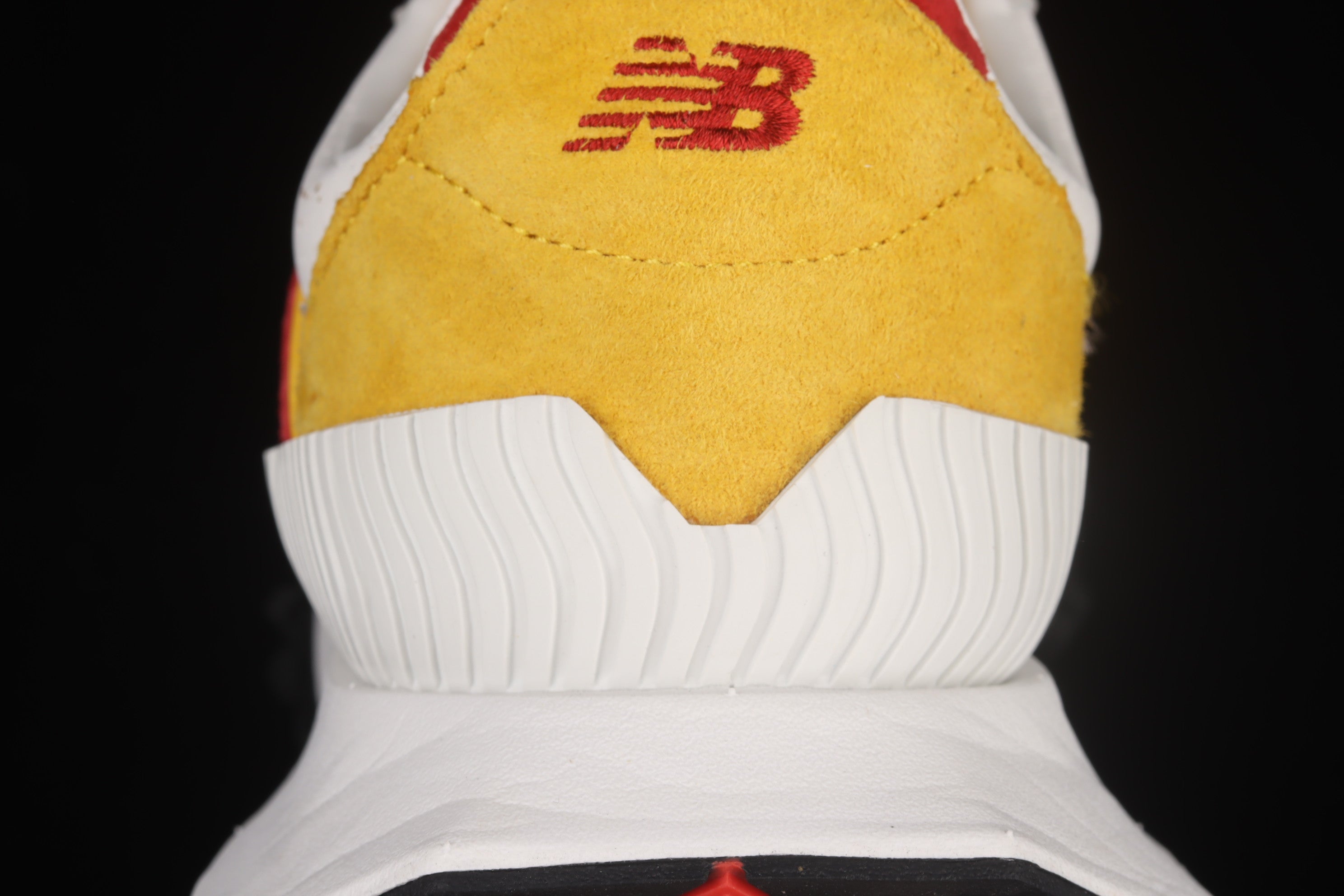 New Balance XC-72 Casablanca - Red/Yellow