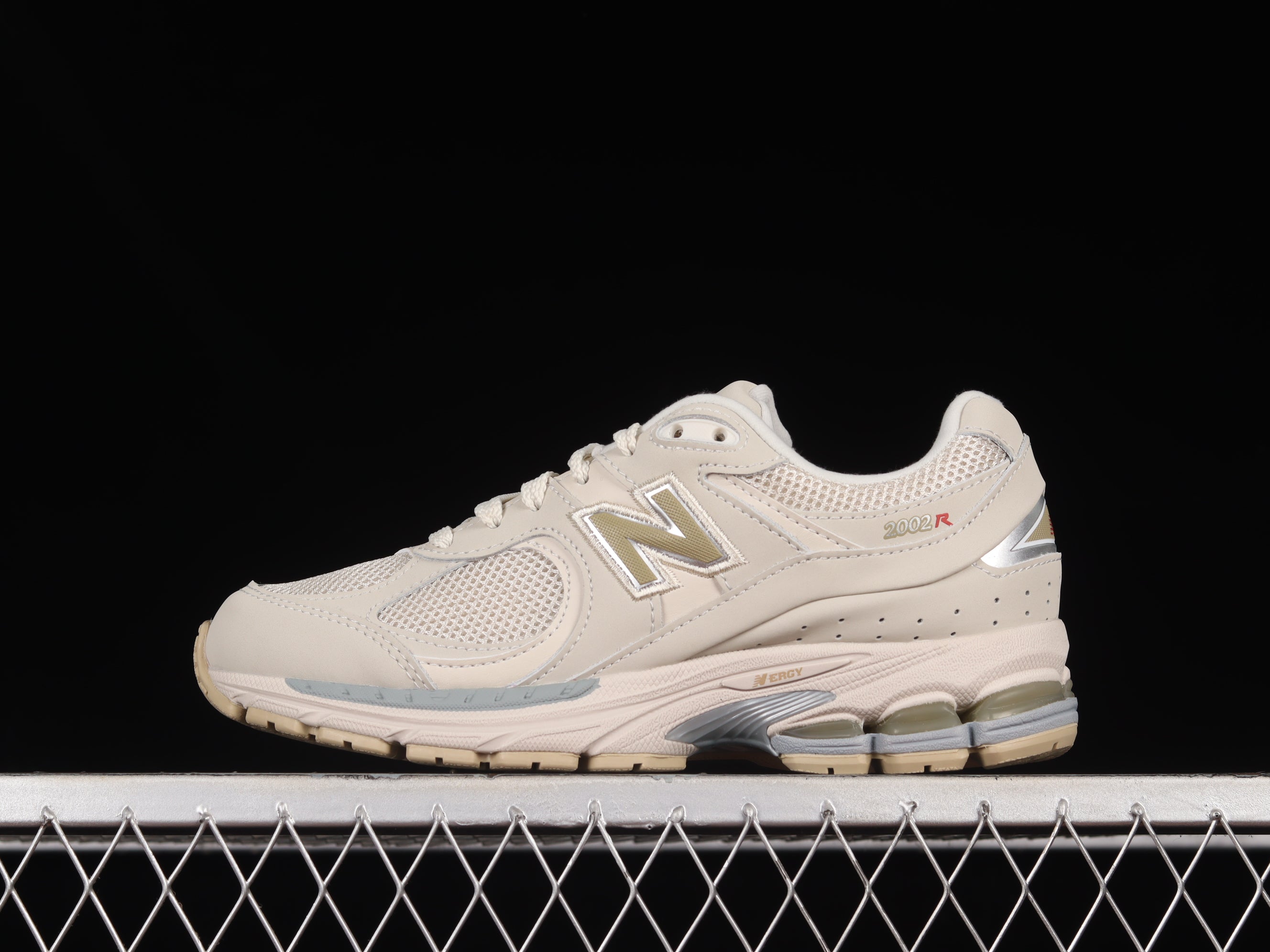 New Balance 2002r - Cream