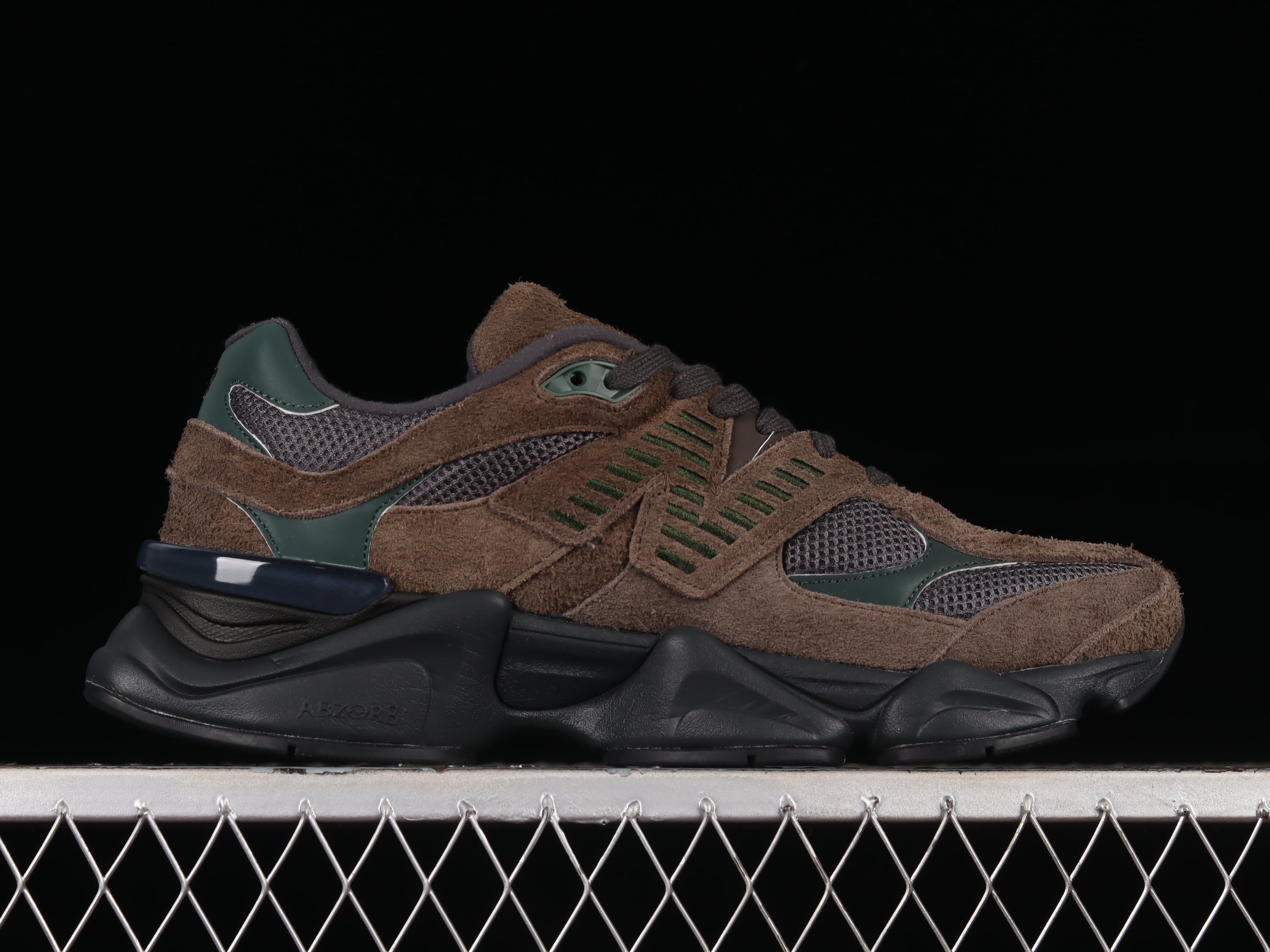 New Balance 9060 - Beef and Broccoli