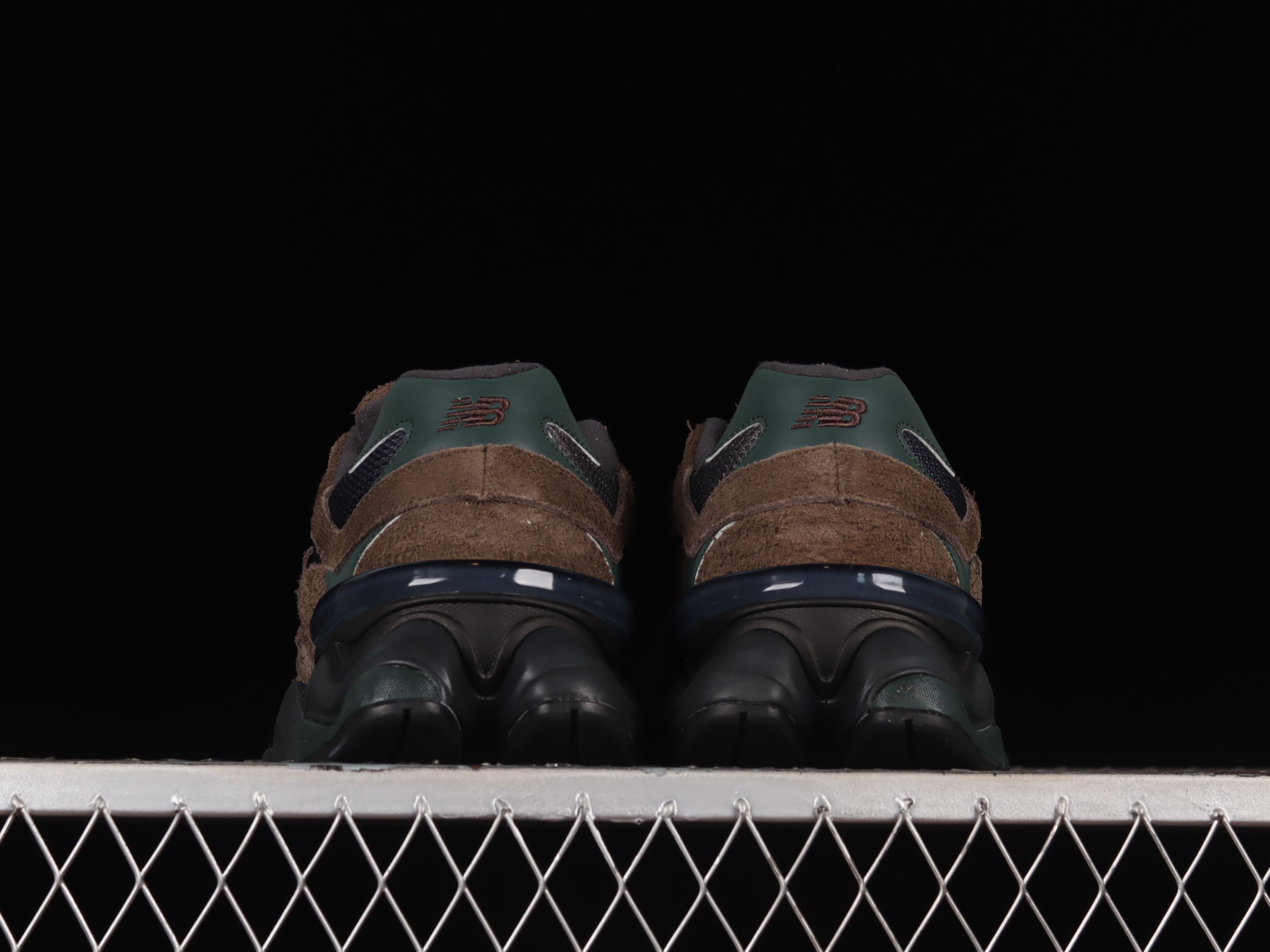 New Balance 9060 - Beef and Broccoli