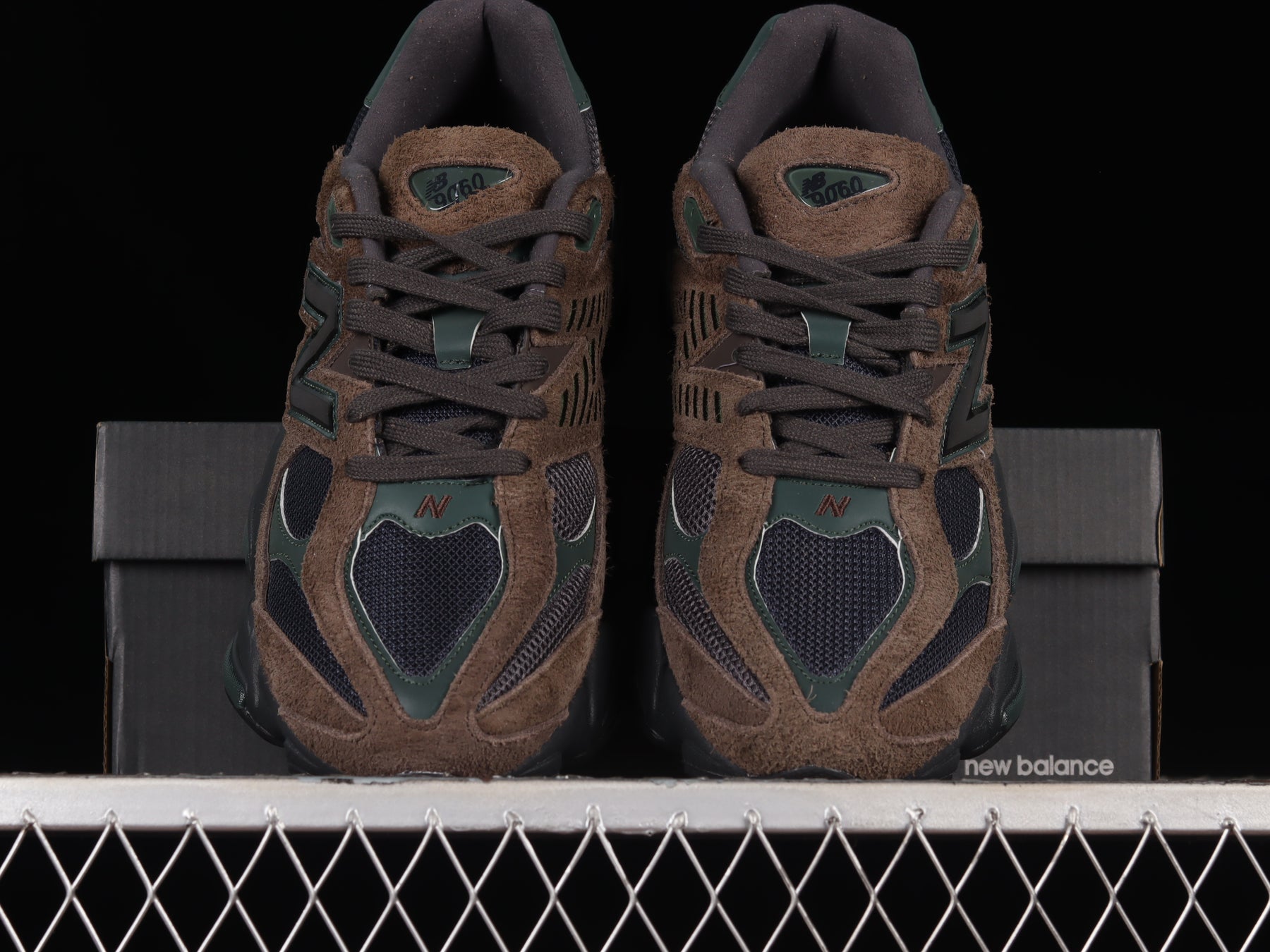New Balance 9060 - Beef and Broccoli