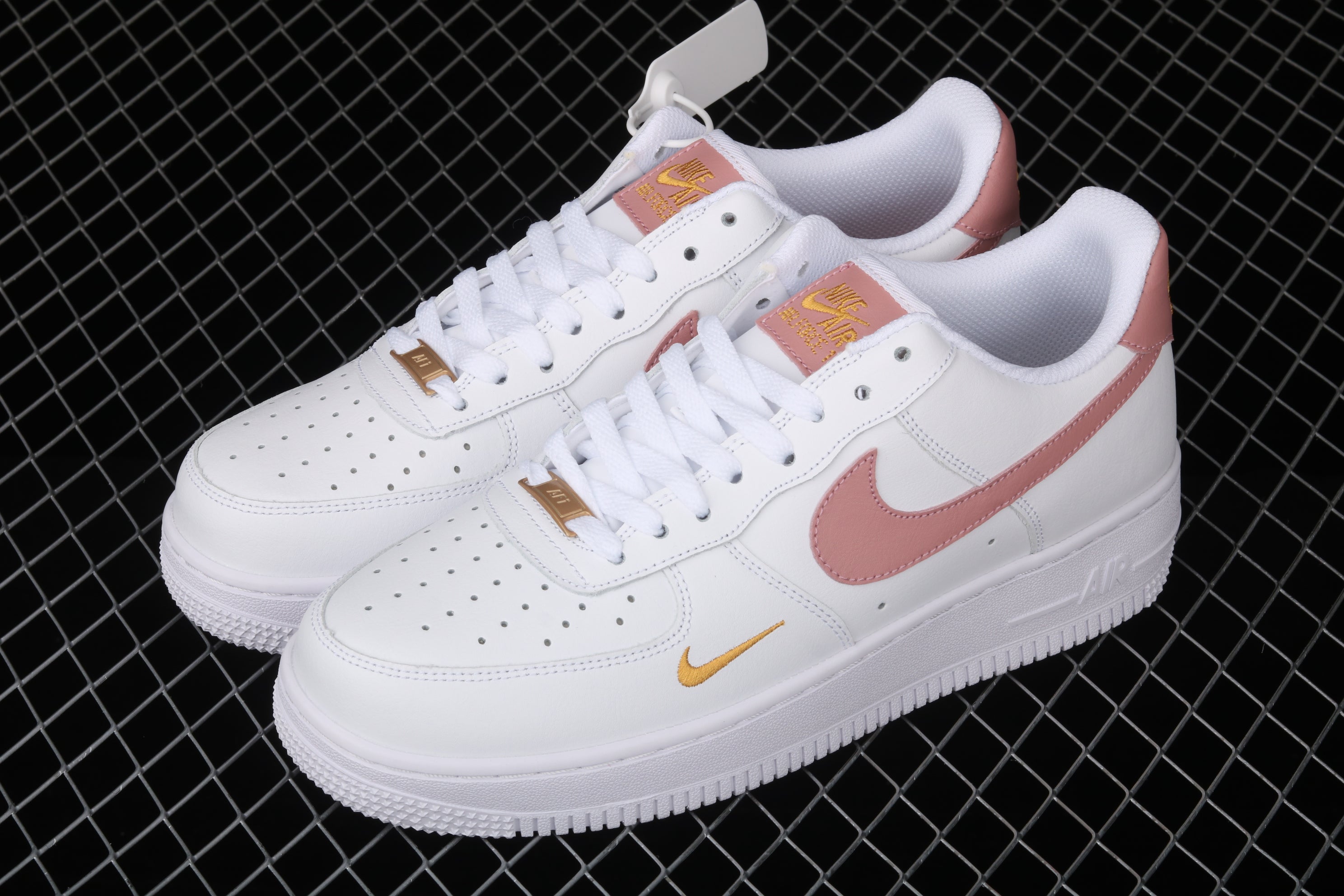 NikeUnisex Air Force 1 AF1 - Rust Pink