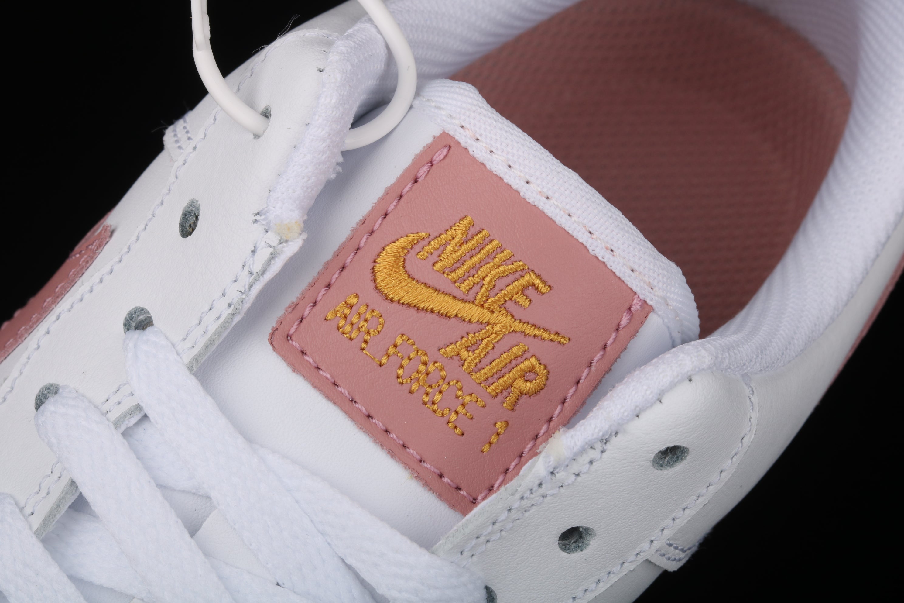 NikeUnisex Air Force 1 AF1 - Rust Pink