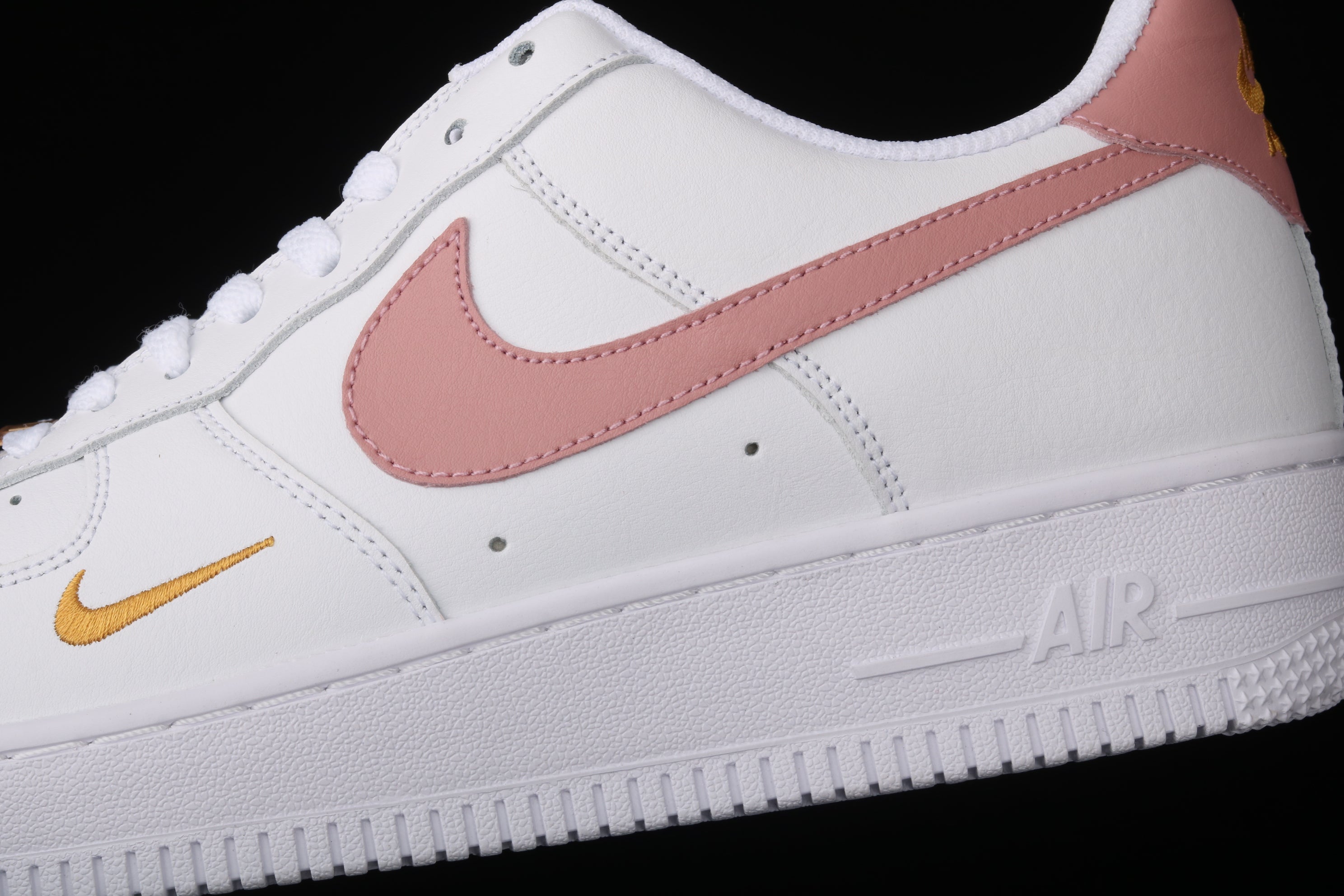 NikeUnisex Air Force 1 AF1 - Rust Pink