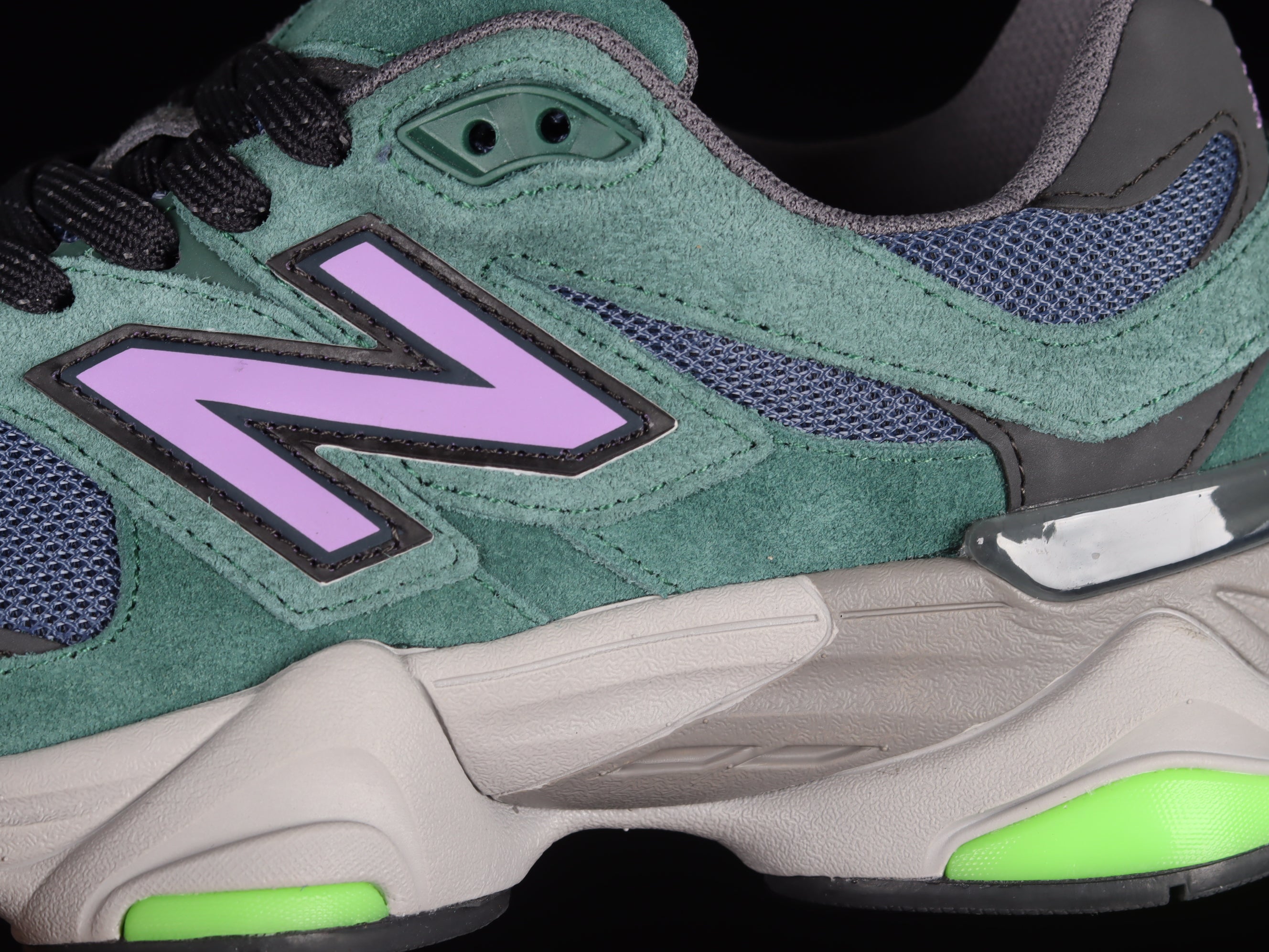 Joe Freshgoods x New Balance 9060 - Nightwatch Green