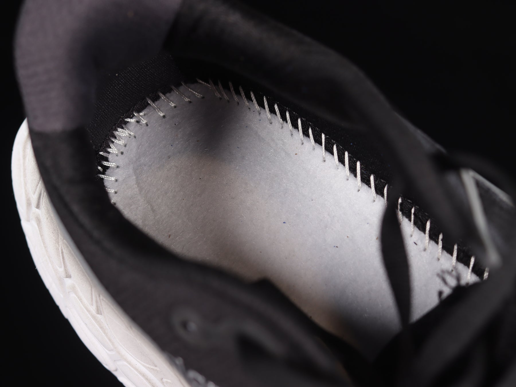 New Balance Fresh Foam x More V4 - Black
