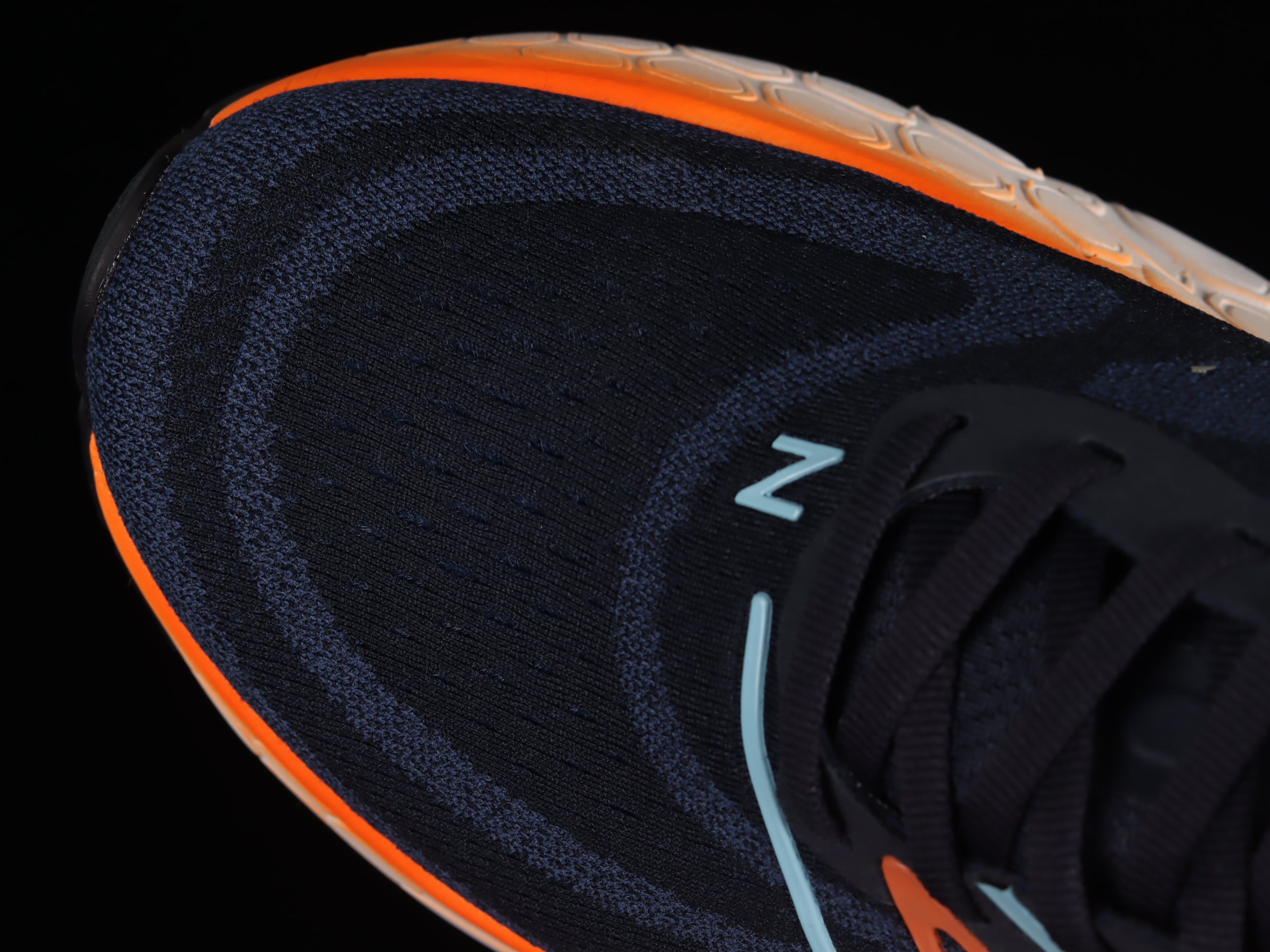 New Balance Fresh Foam x More V4 - Blue/Orange