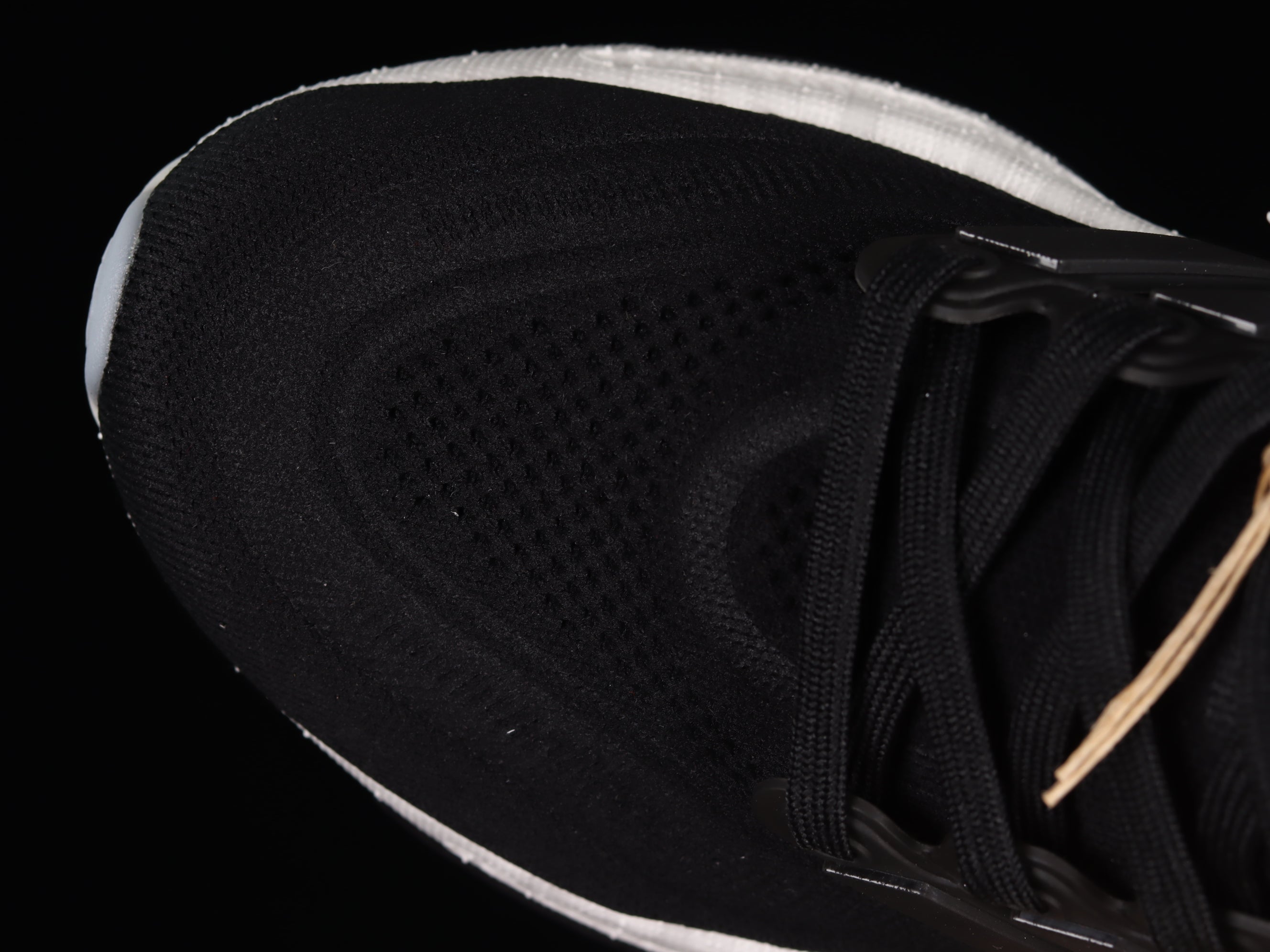 adidasMens Ultrabost Light 23 - Black