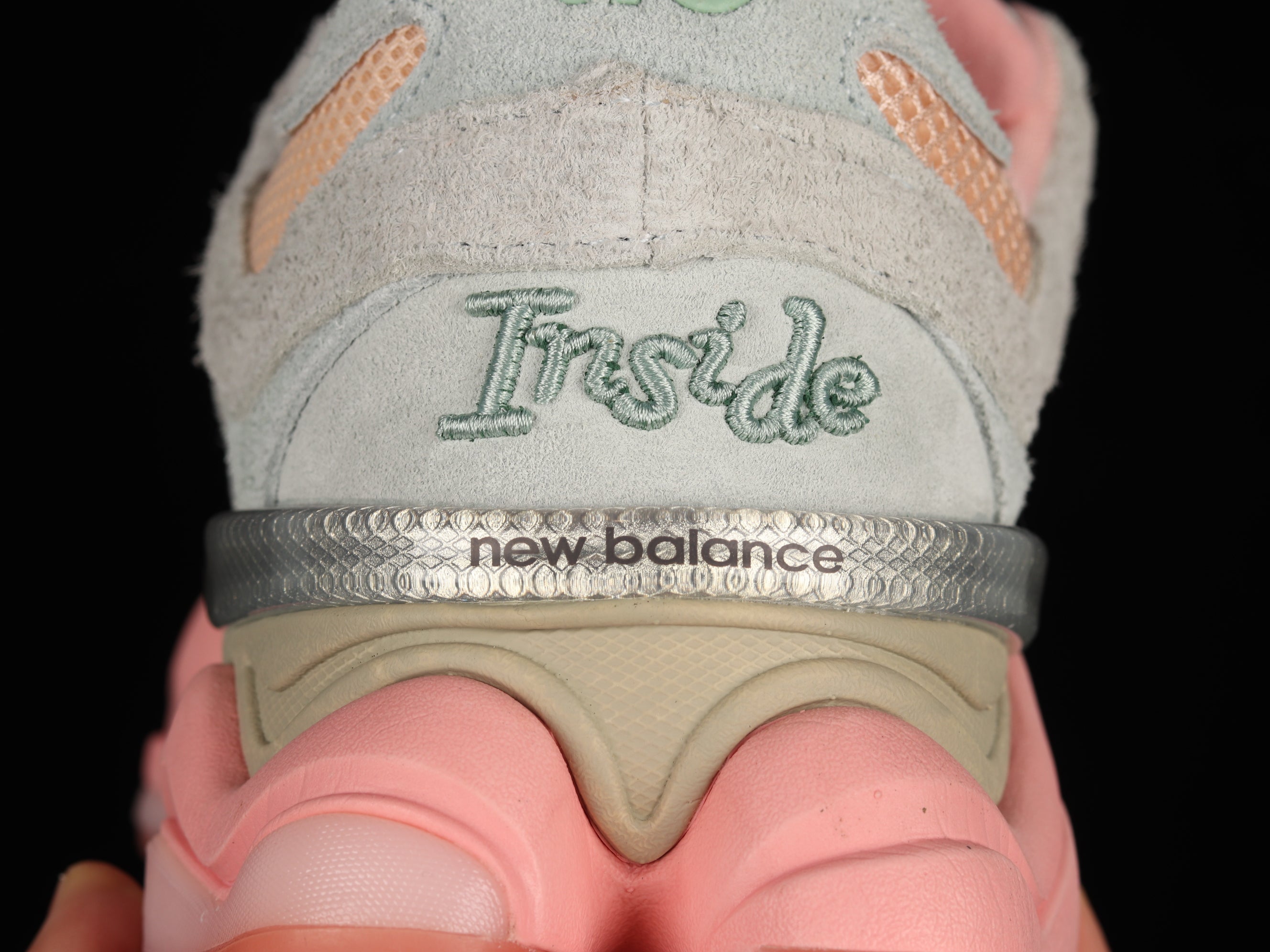 Joe Freshgoods x New Balance 9060 - Nightwatch Green