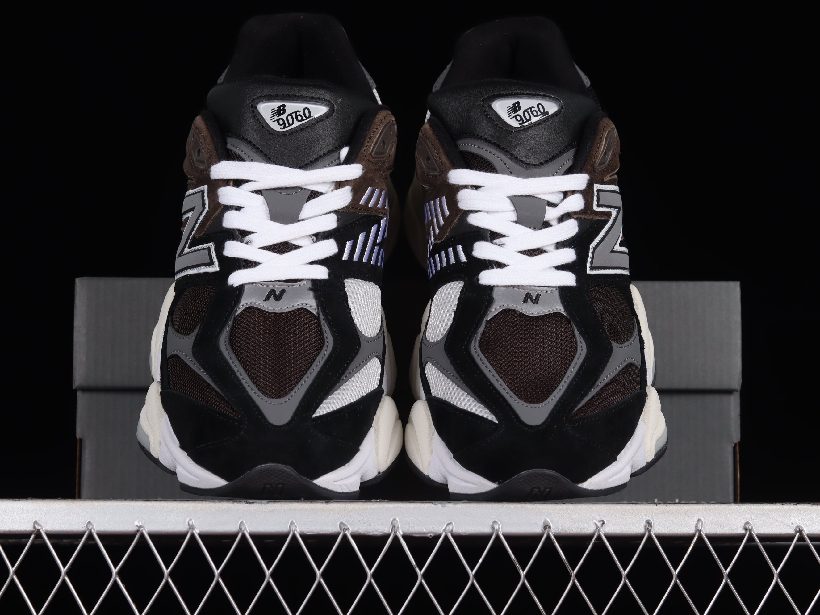 New Balance 9060 - Dark Brown