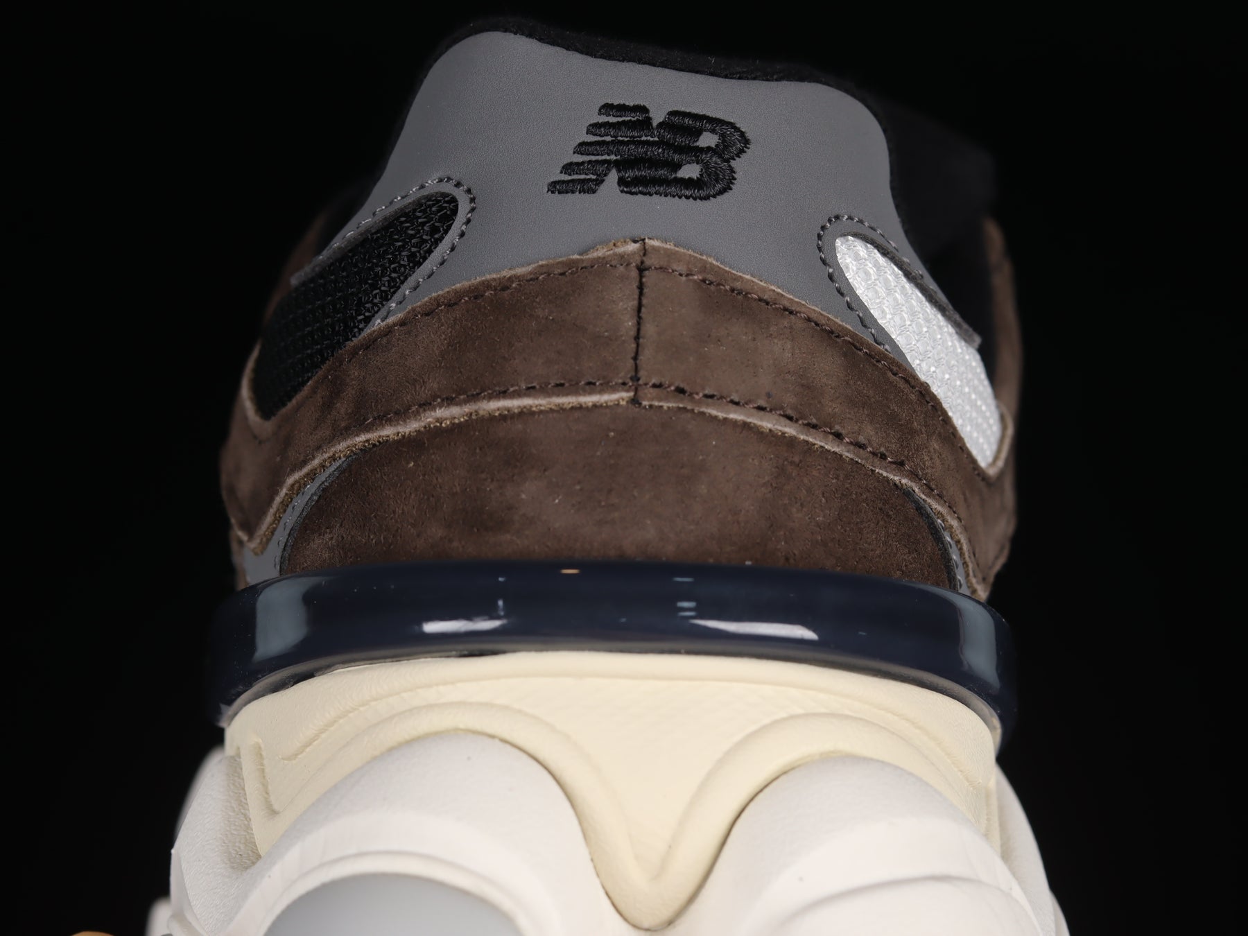 Joe Freshgoods x New Balance 9060 - Dark Brown