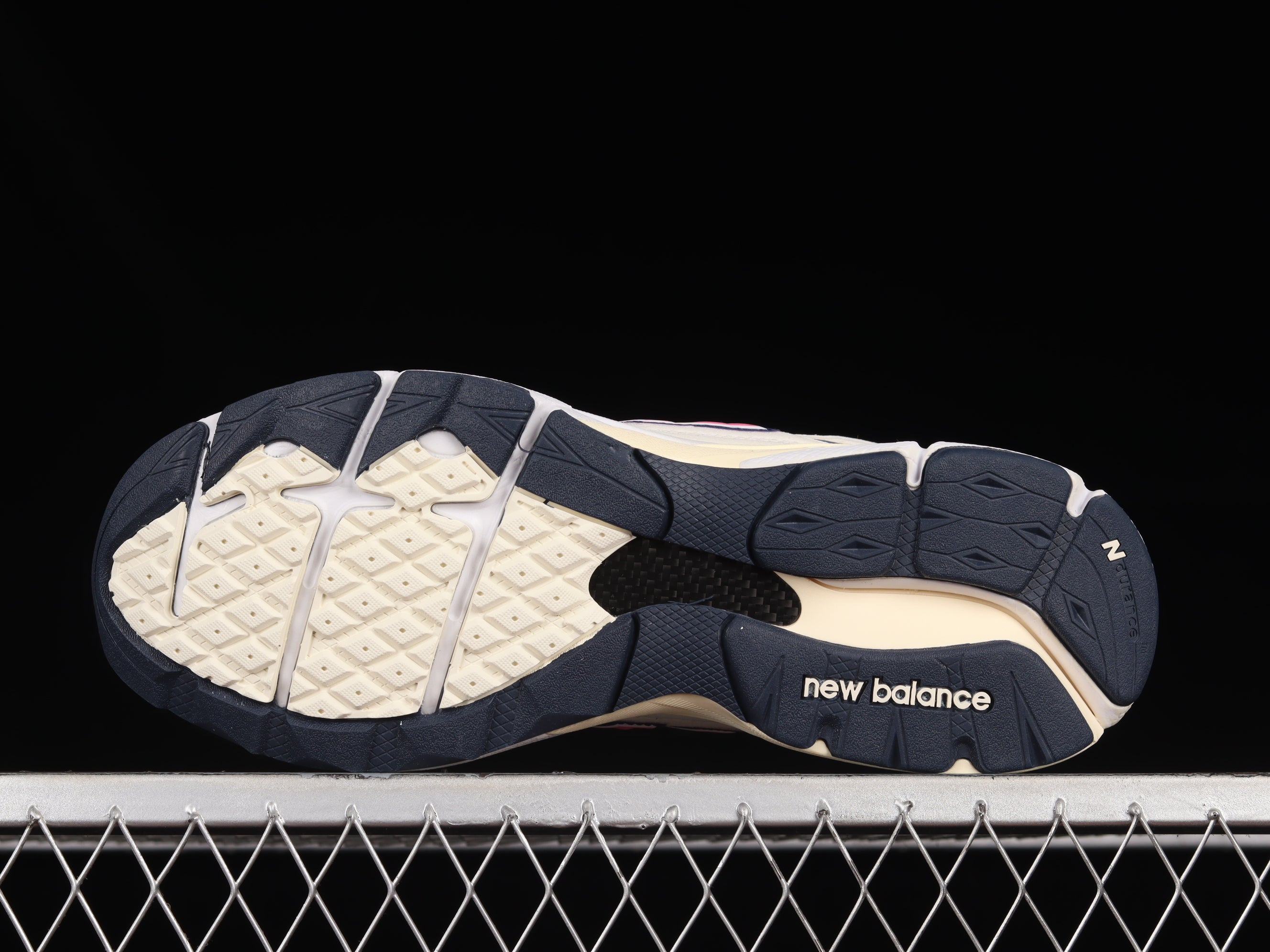 Kith x New Balance 990v3 - Daytona