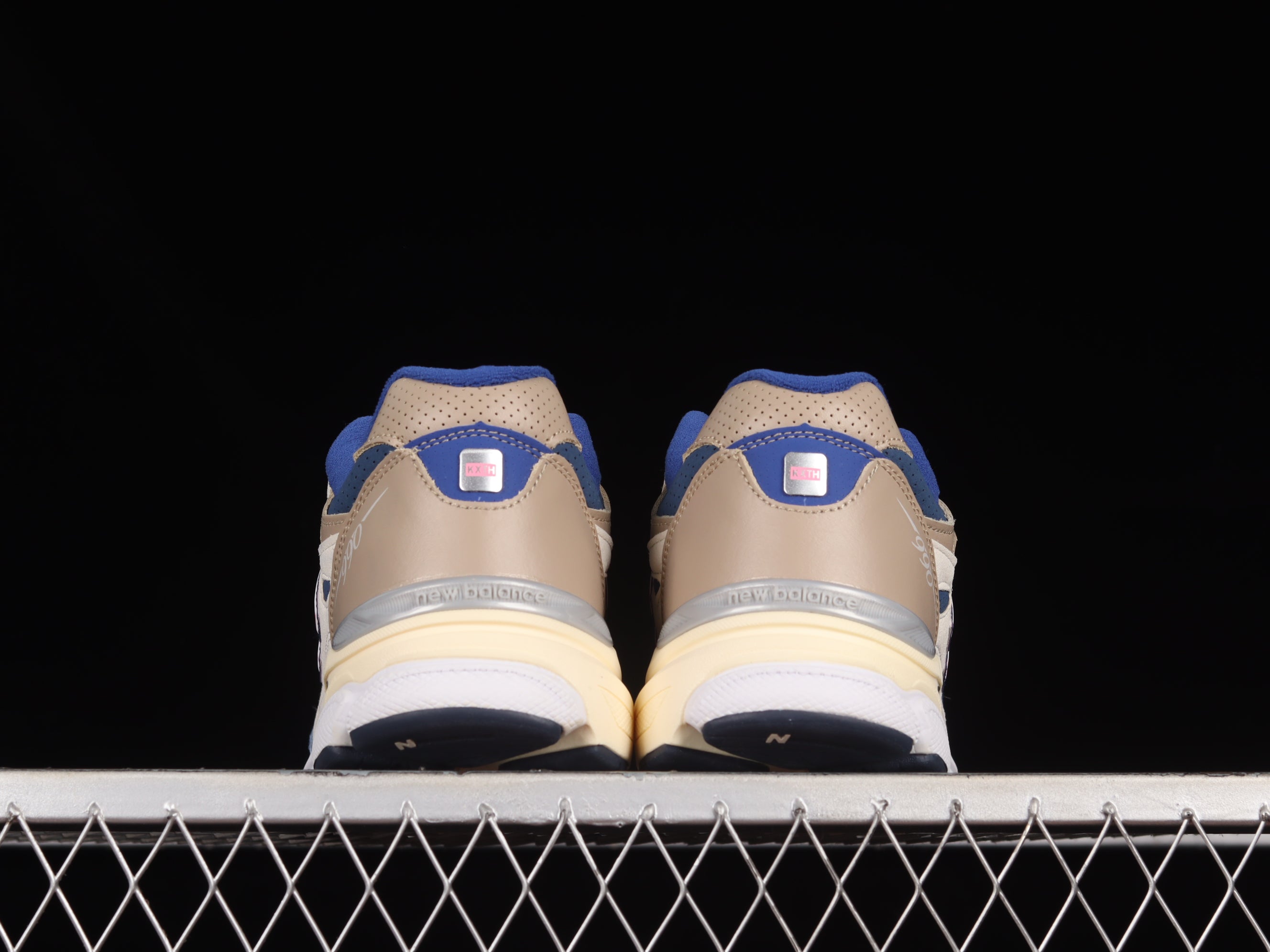 Kith x New Balance 990v3 - Daytona