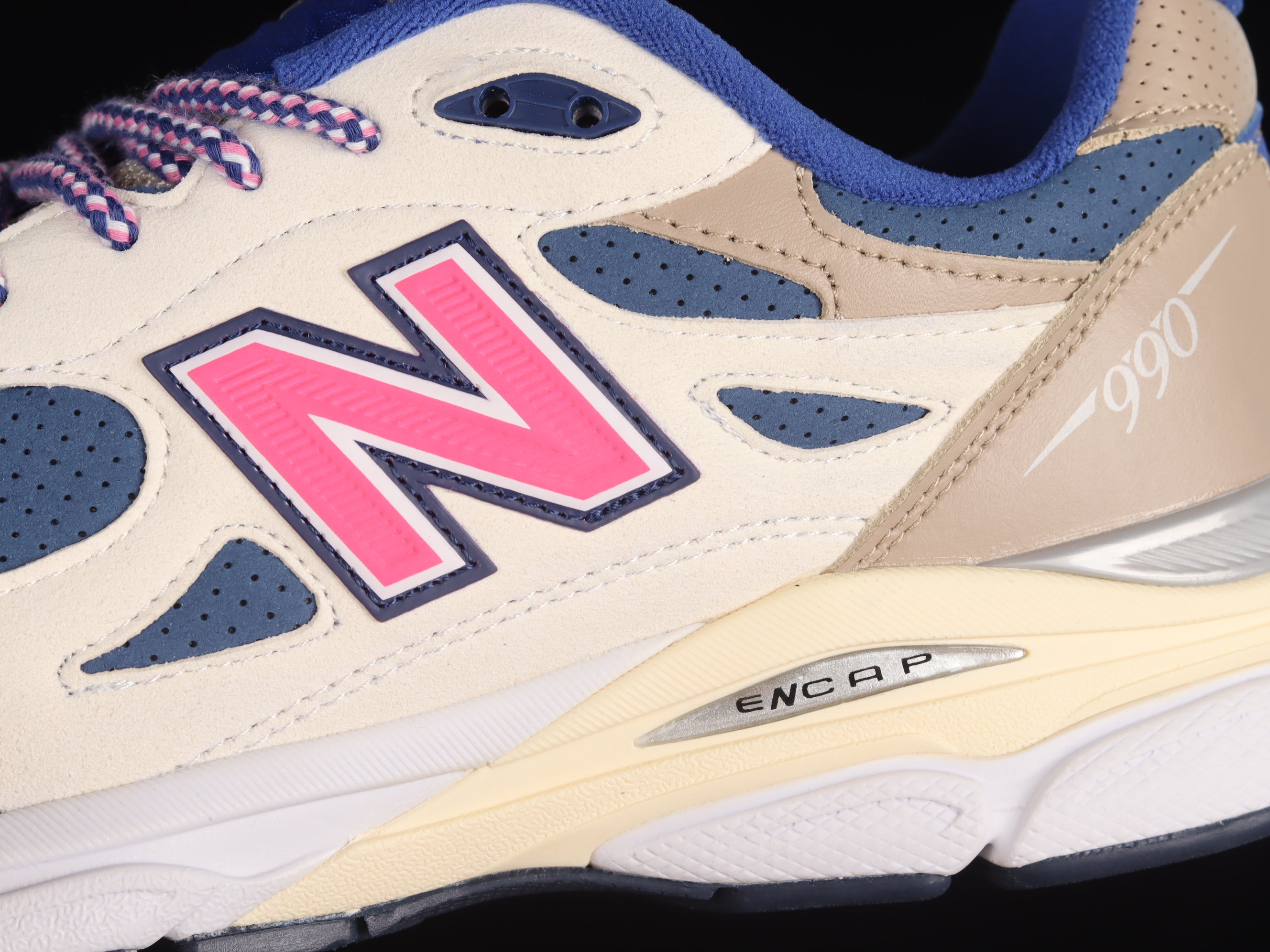 Kith x New Balance 990v3 - Daytona