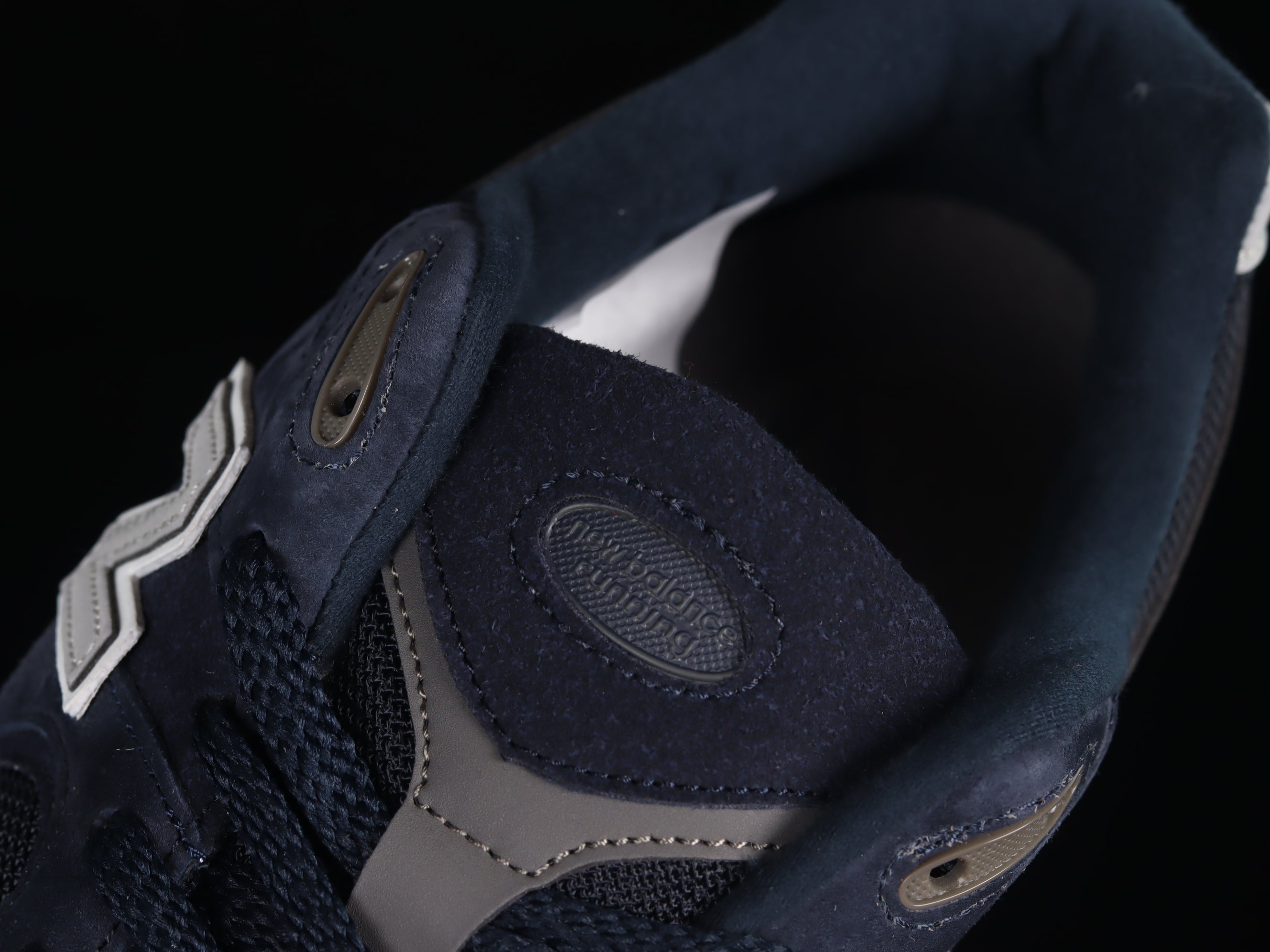 Protection Pack x New Balance 2002R - Phantom