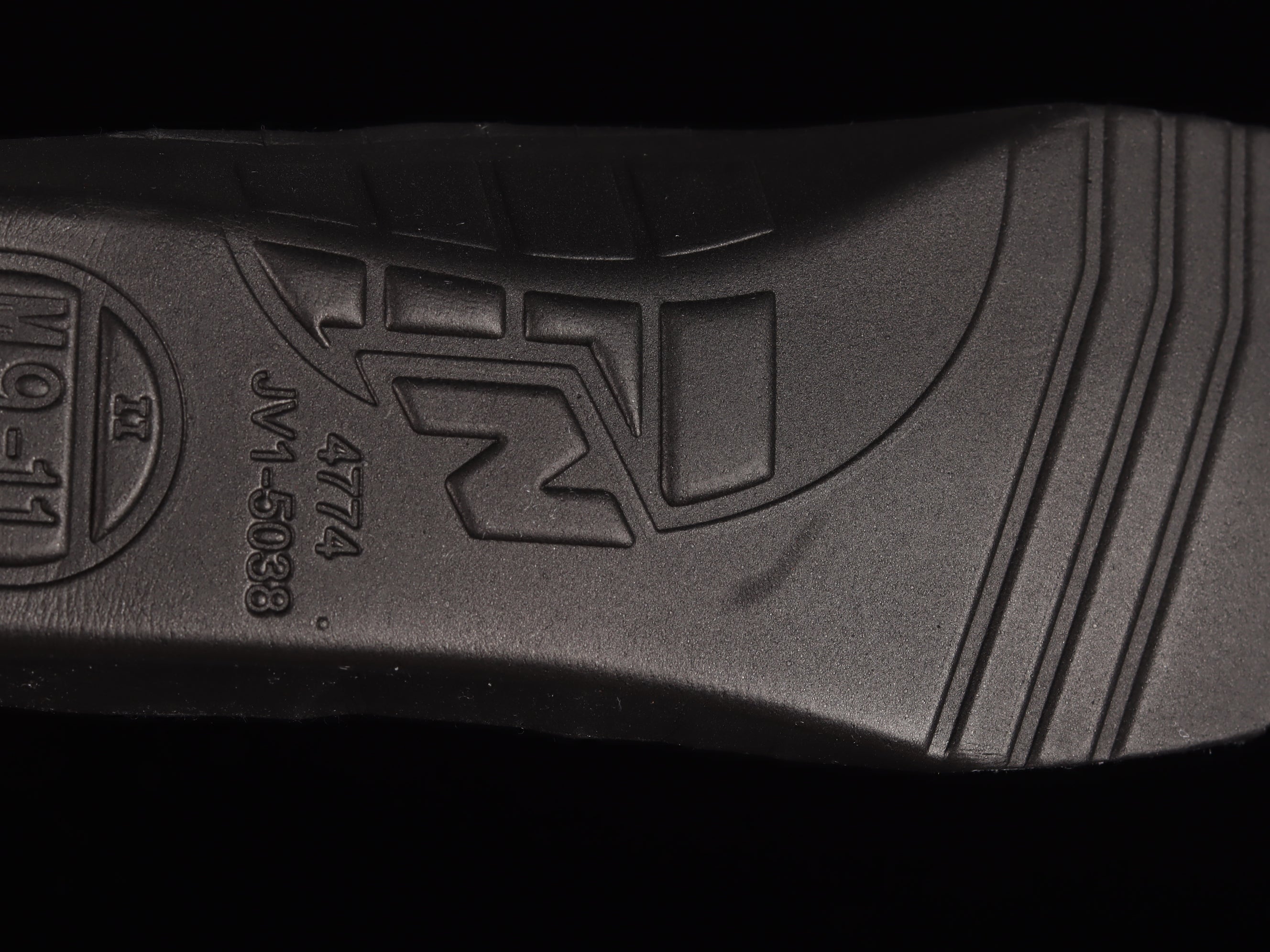 New Balance 990 V3 - Grey