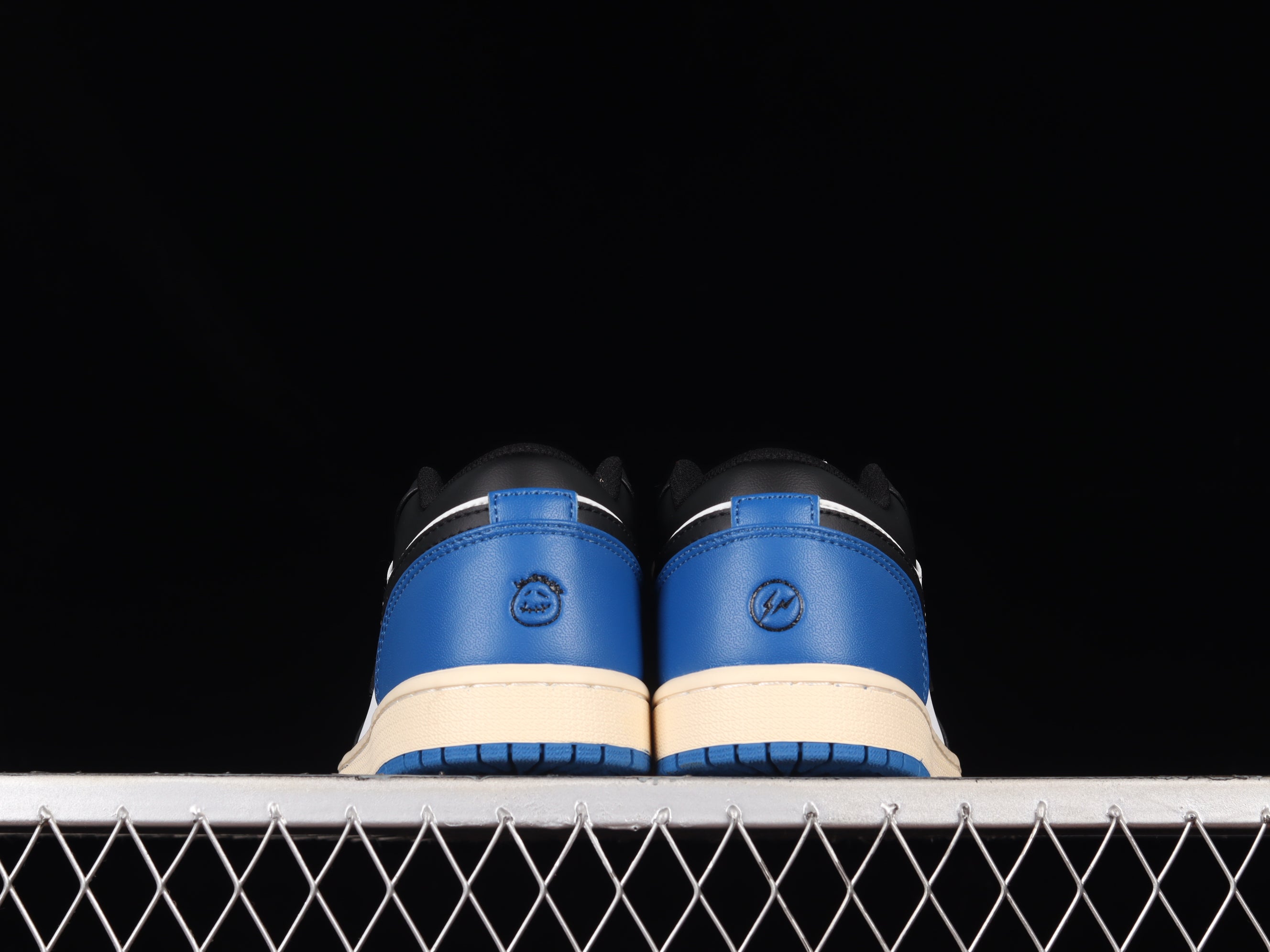 Air Jordan 1 AJ1 Low - Powder Blue