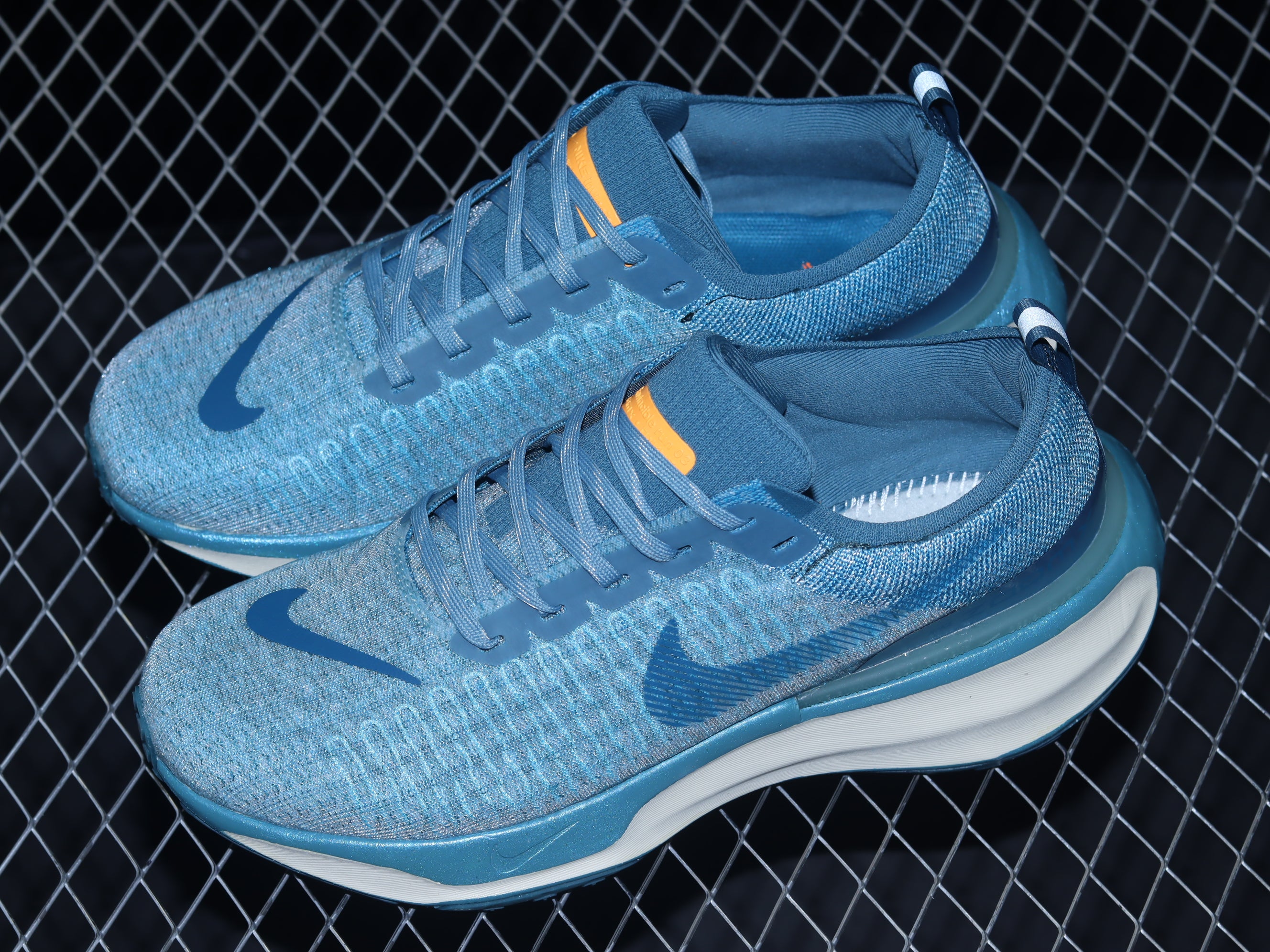 NikeMens Zoom x Invincible Run Flyknit 3 - Noise Aqua'