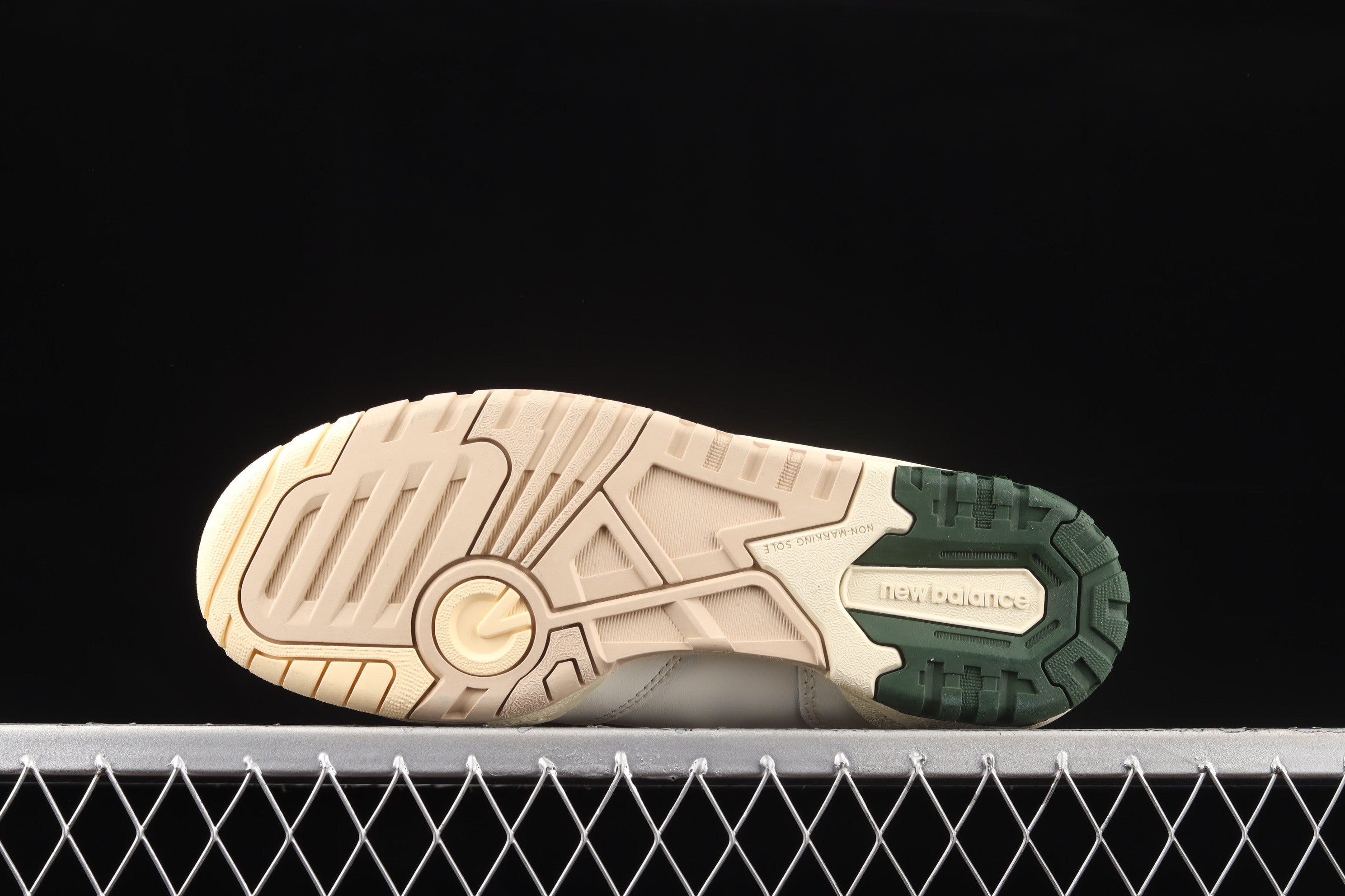 WMNS New Balance 550 x Aimé Leon Dore - Green