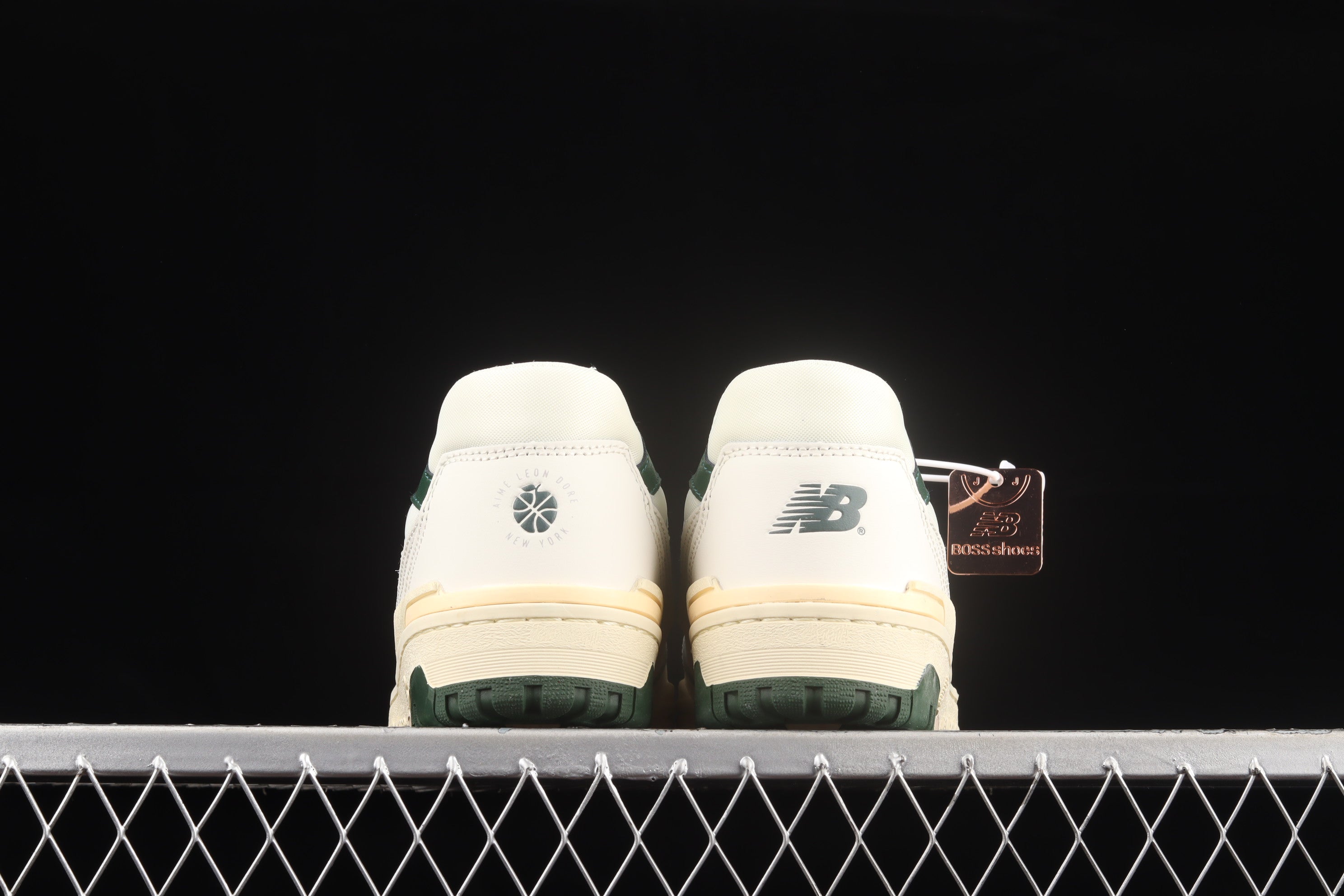 WMNS New Balance 550 x Aimé Leon Dore - Green