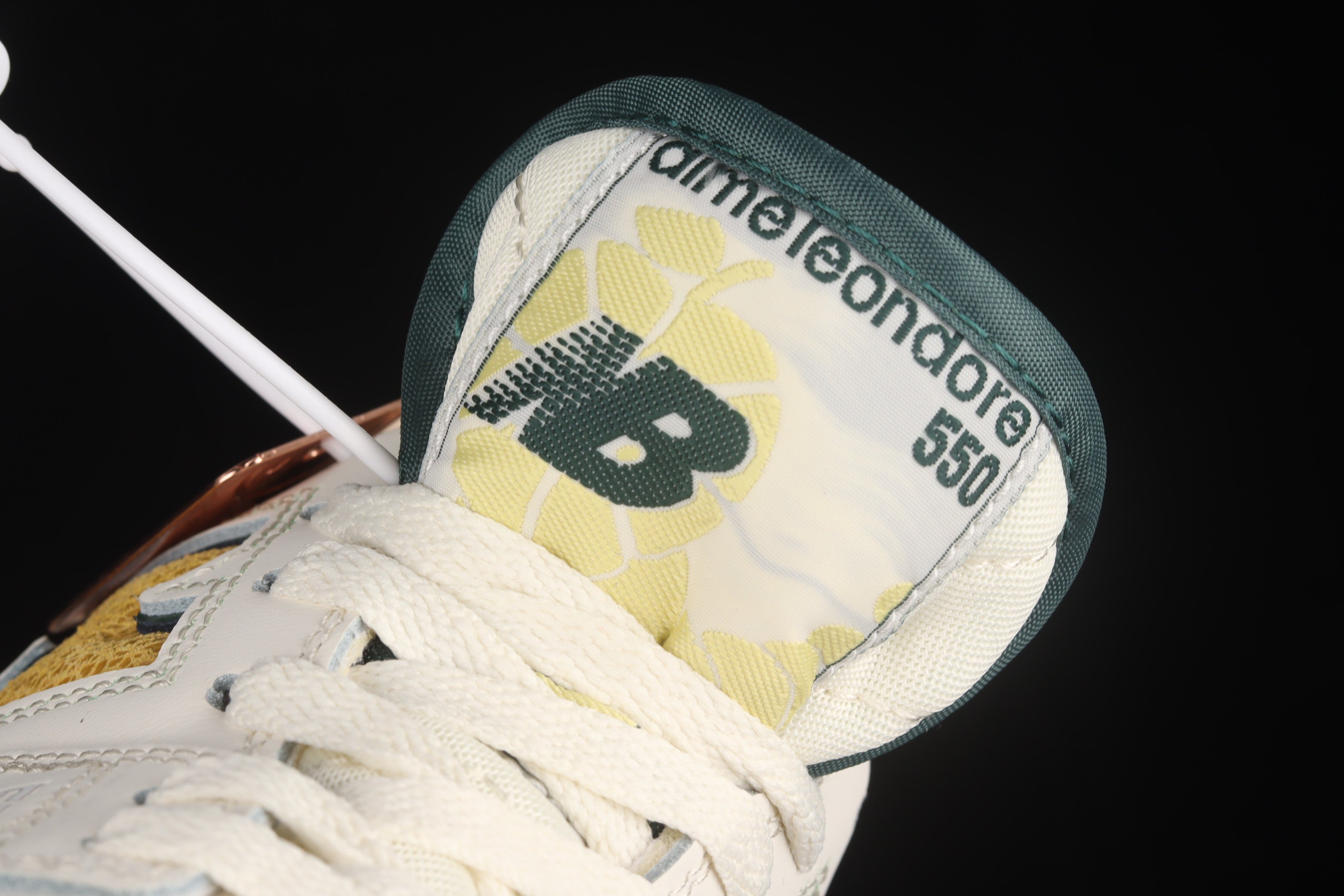 WMNS New Balance 550 x Aimé Leon Dore - Green
