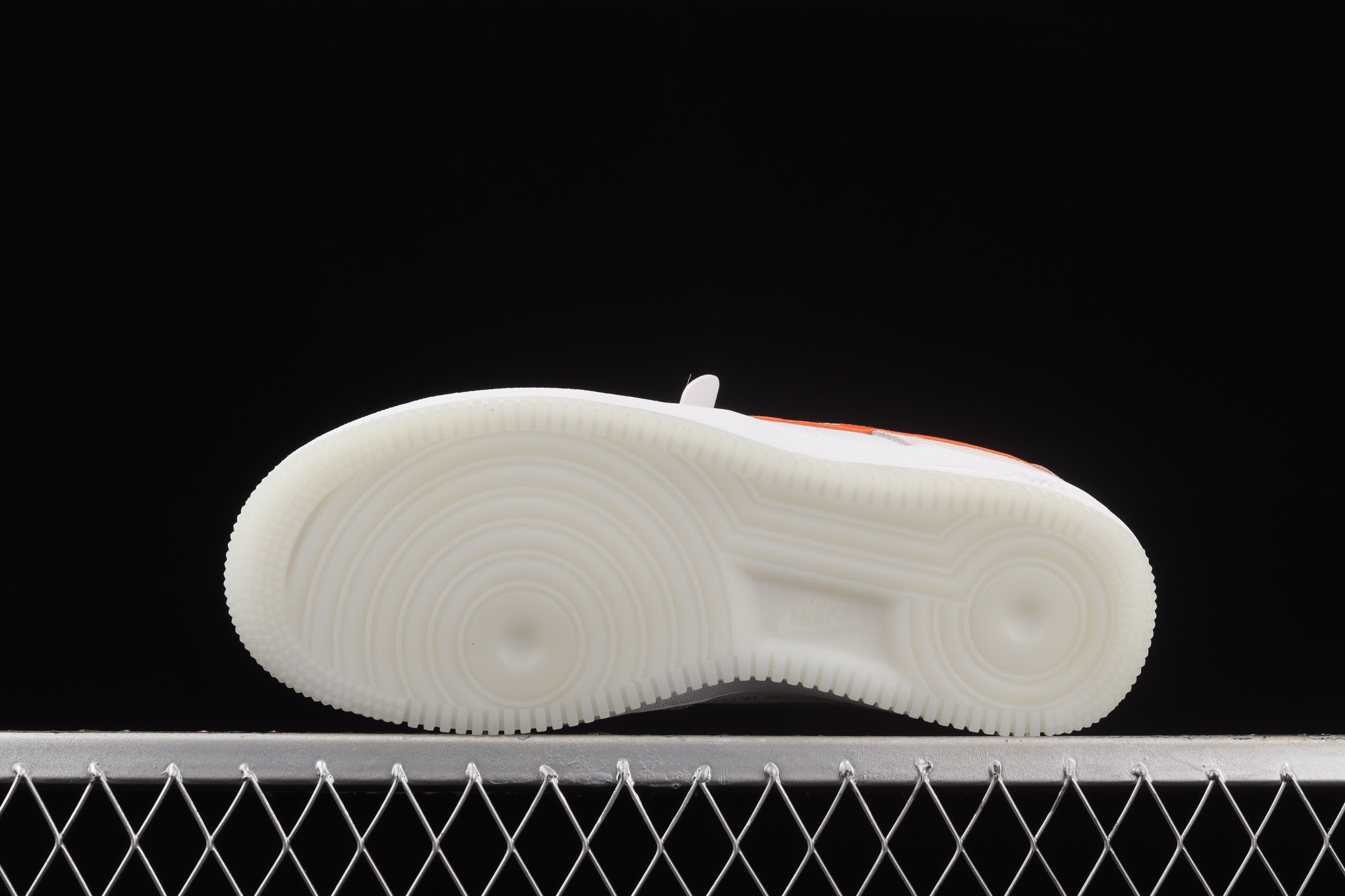 NikeUnisex Air Force 1 AF1 Low First Use - Cream