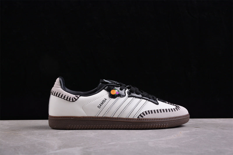 adidasUnisex Samba - Off White Muertos