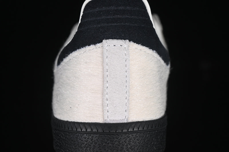 adidasUnisex Samba Wonder - White Black