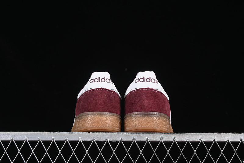 adidasUnisex Samba Spezial - Shadow Red