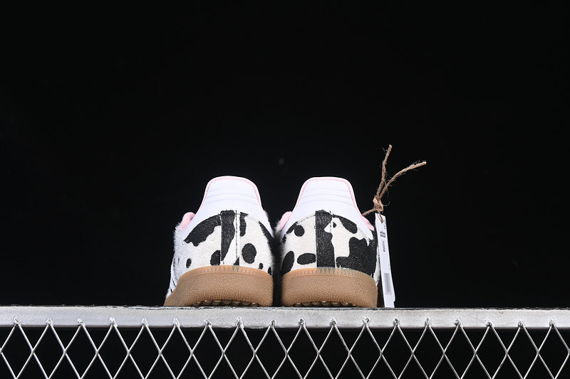 adidasUnisex Samba - Pitch