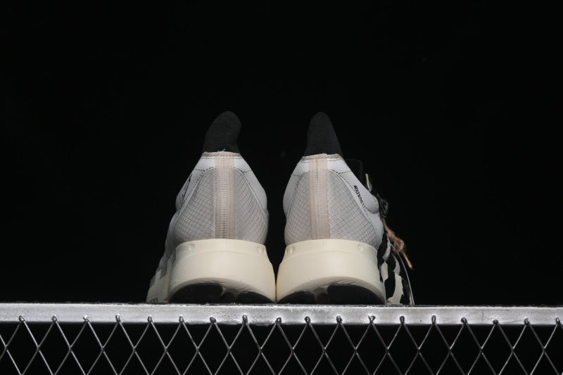 Unisexadidas Y-3 Adios Pro 4 - Beige Orbit Grey Black