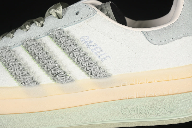 adidasUnisex Gazelle Bold - Halo Green