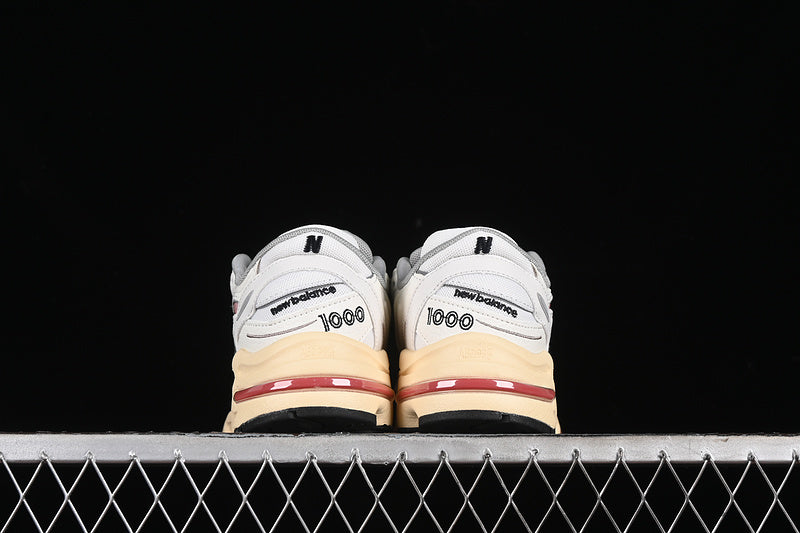 New Balance 1000 - Sea Salt